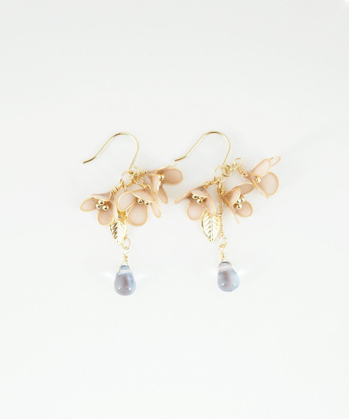 3連フラワーフックピアス