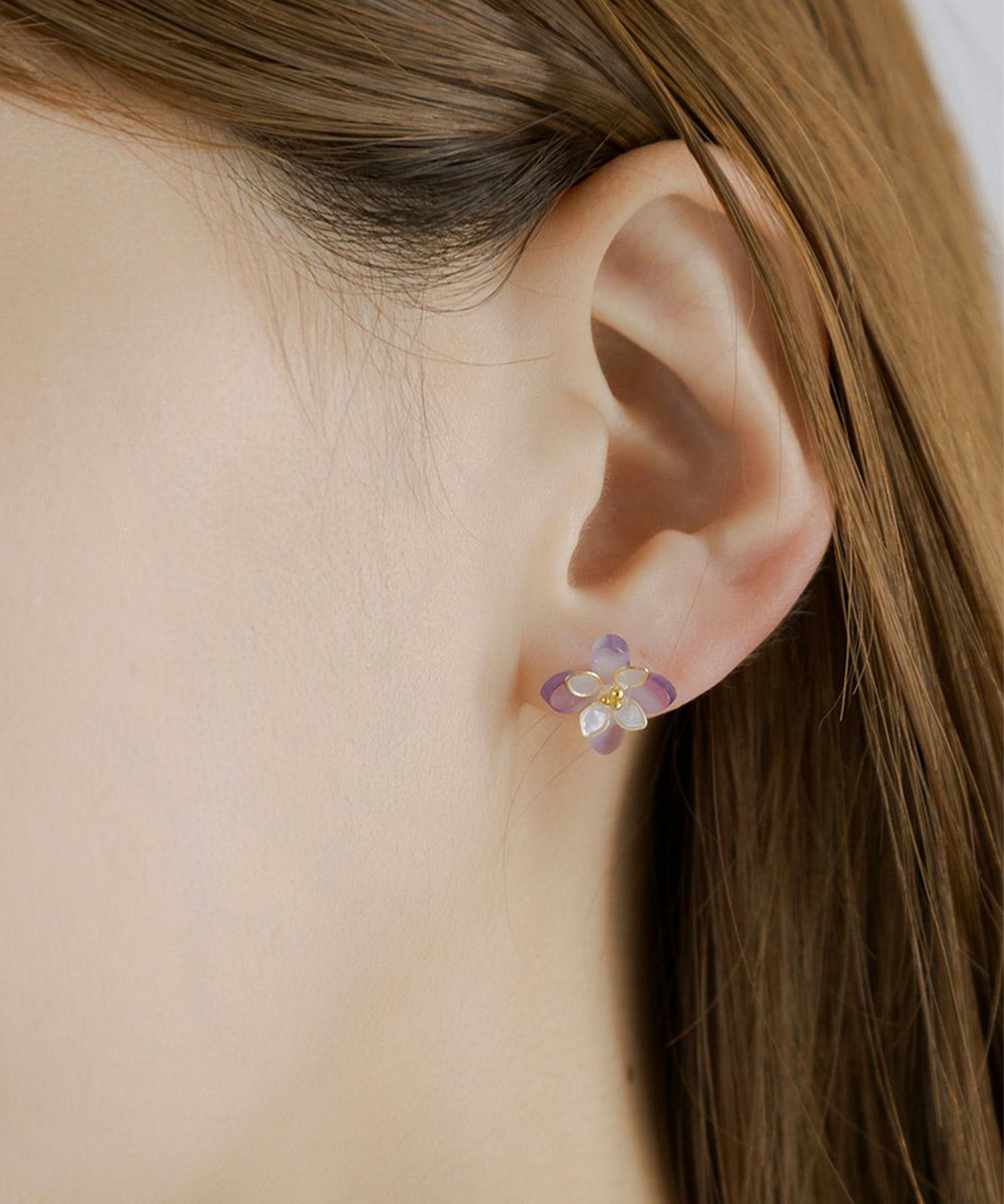 アジサイレイヤーチタンポストピアス