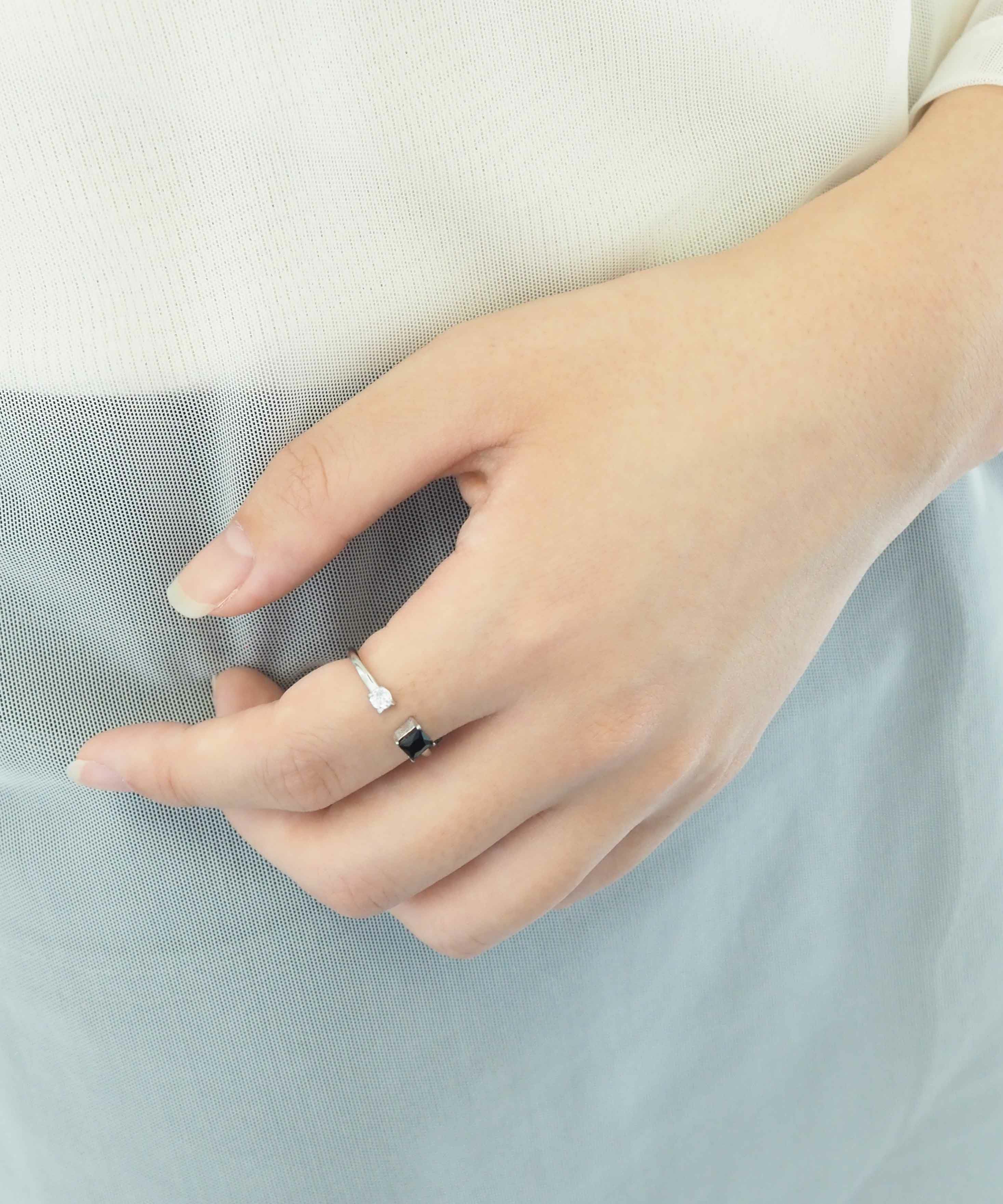 スクエアキュービックサージカルステンレスリング