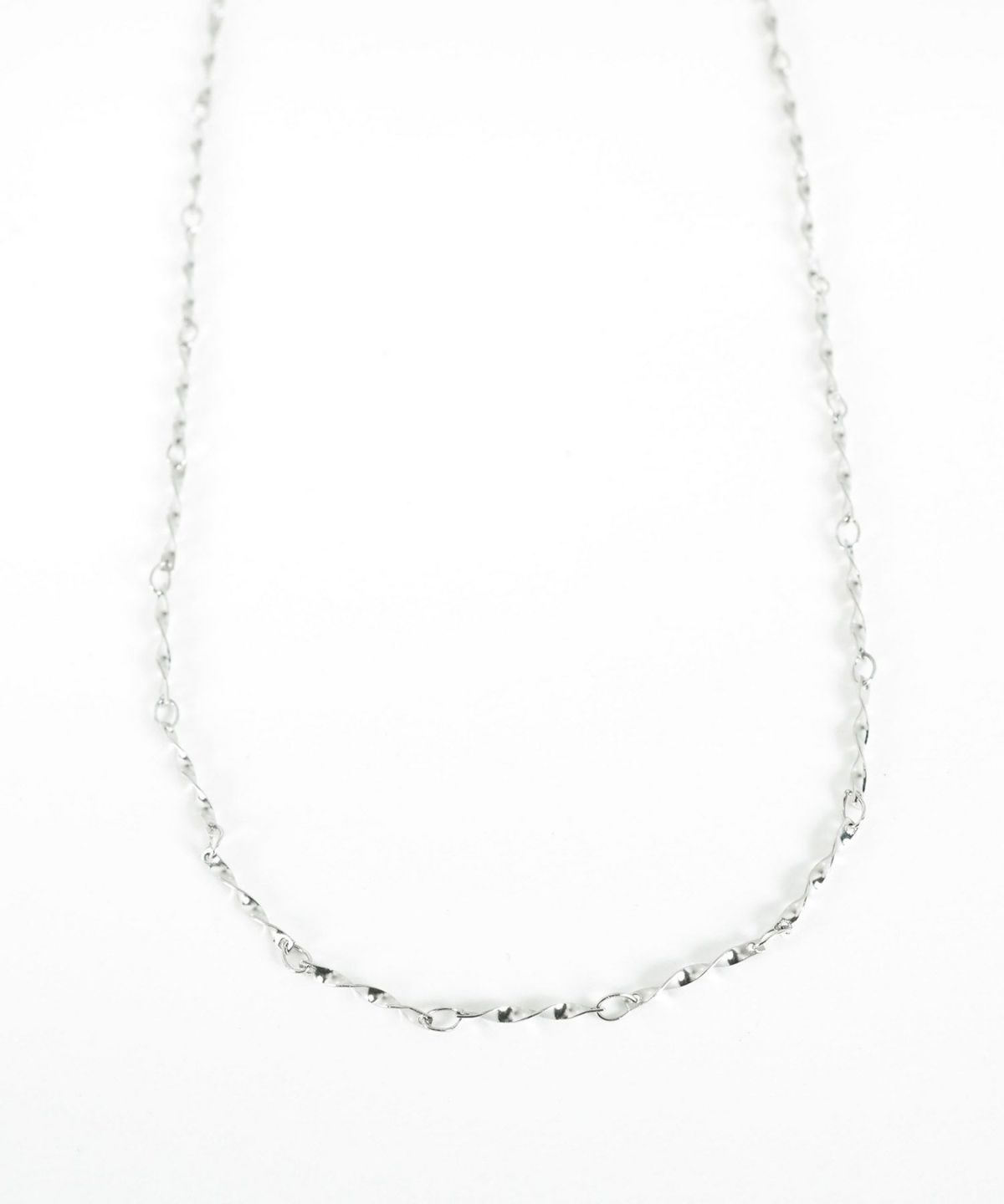 ツイスティーチェーンステンレスネックレス