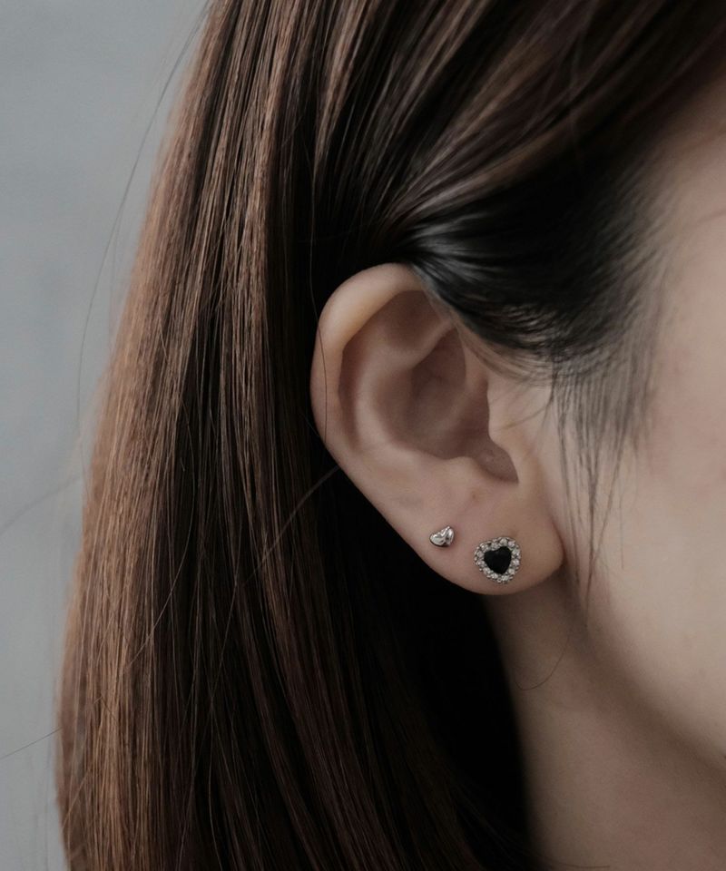 ハートビジューステンレスポストピアス