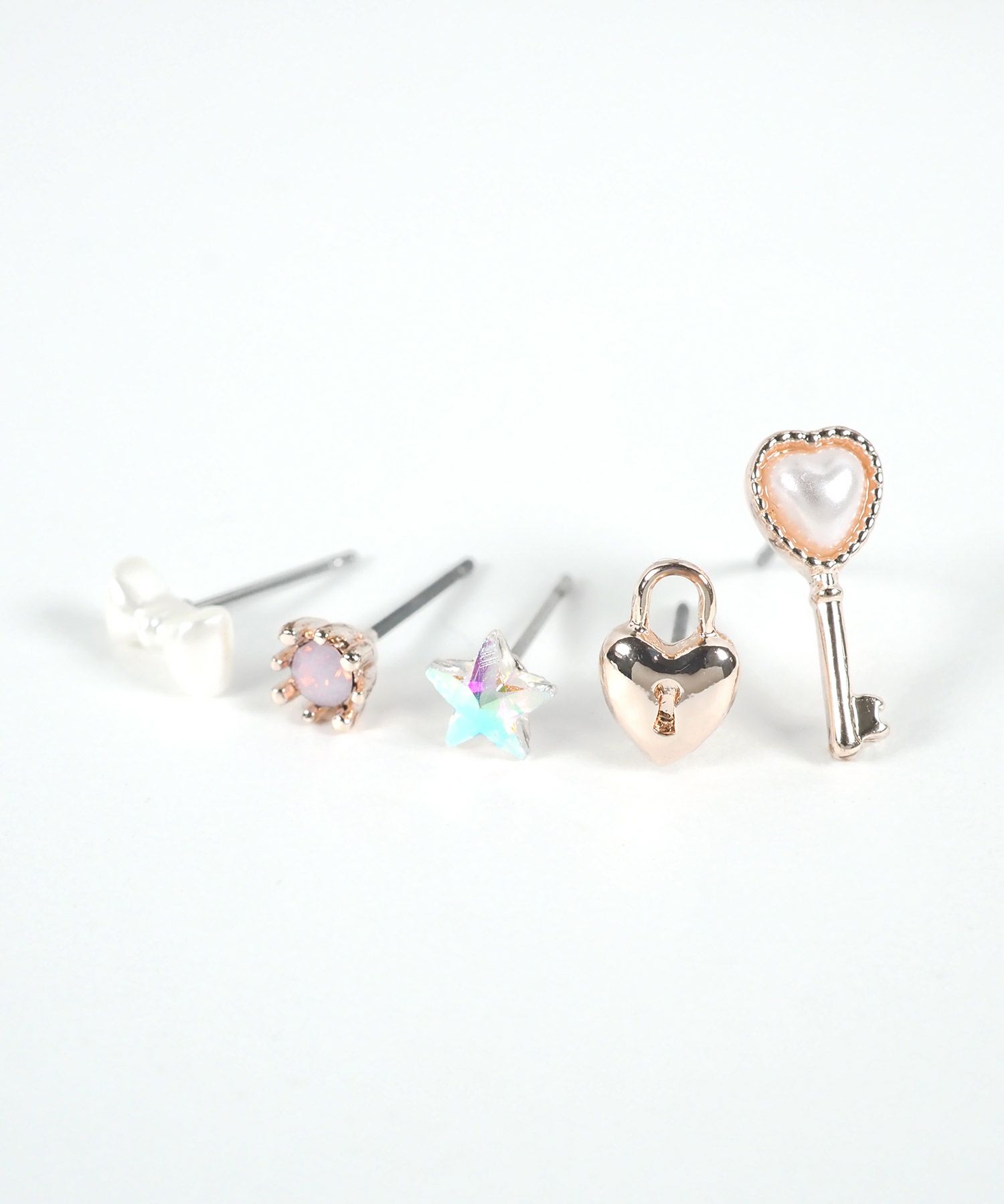 キーリボンステンレスポストセットピアス