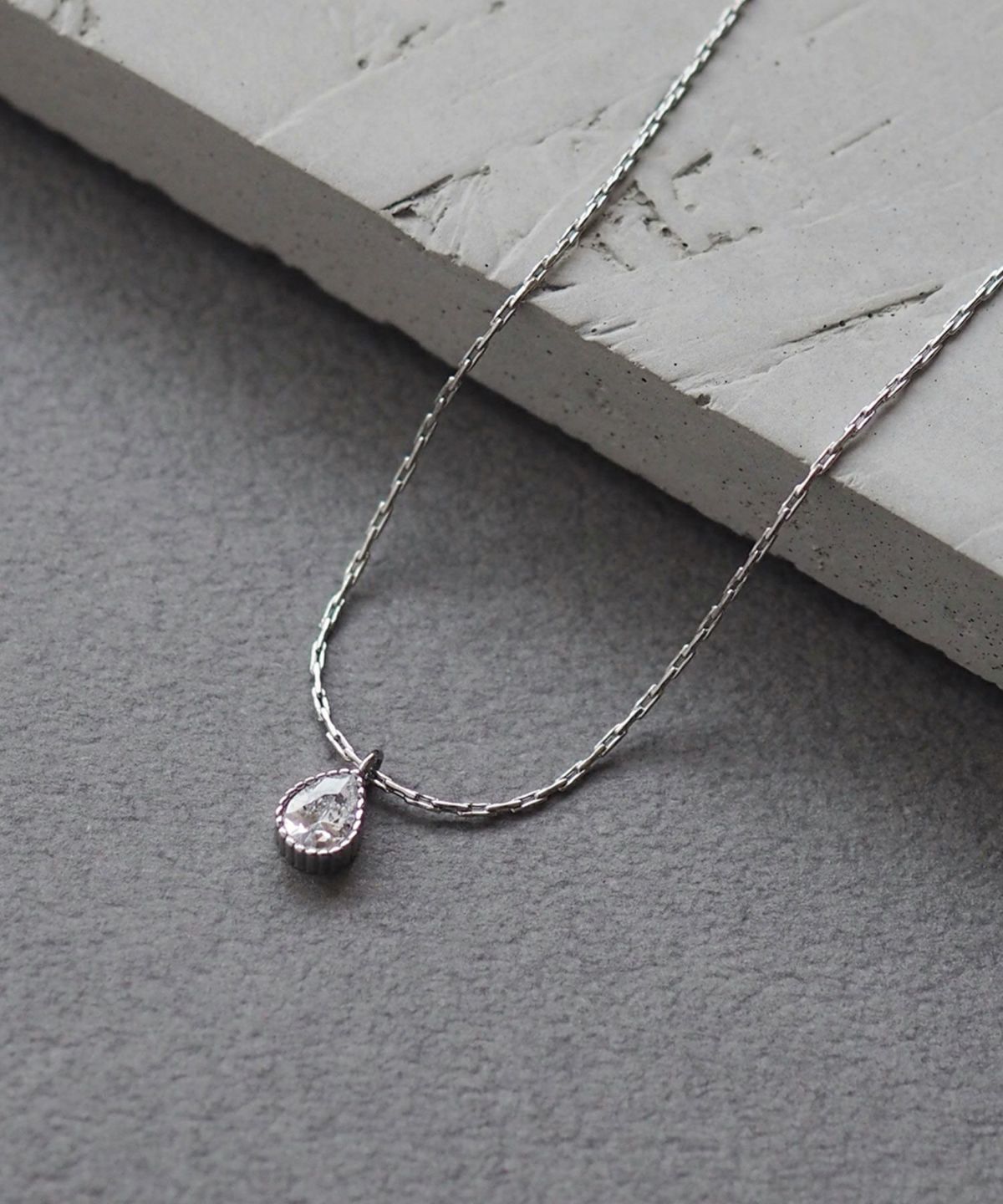 ドロップステンレスプチペンダント