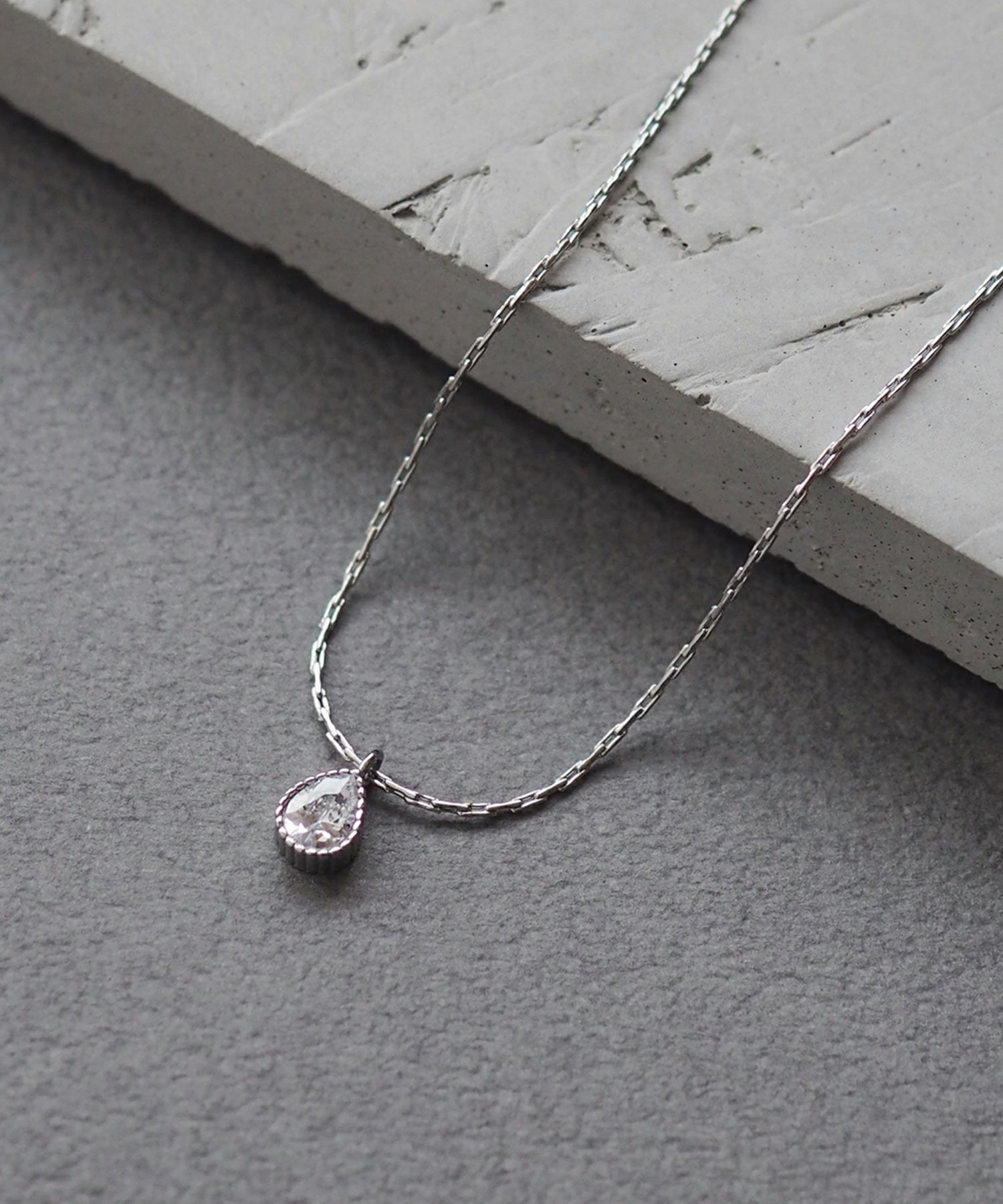 ドロップステンレスプチペンダント