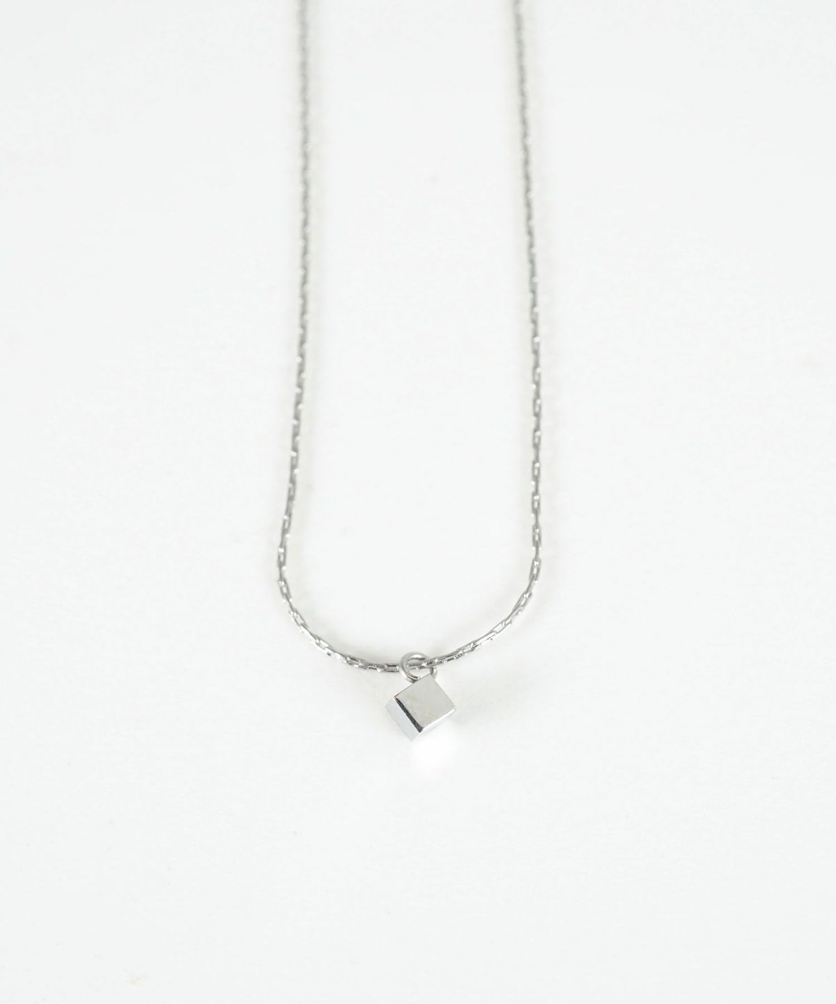 メタルキューブステンレスプチペンダント