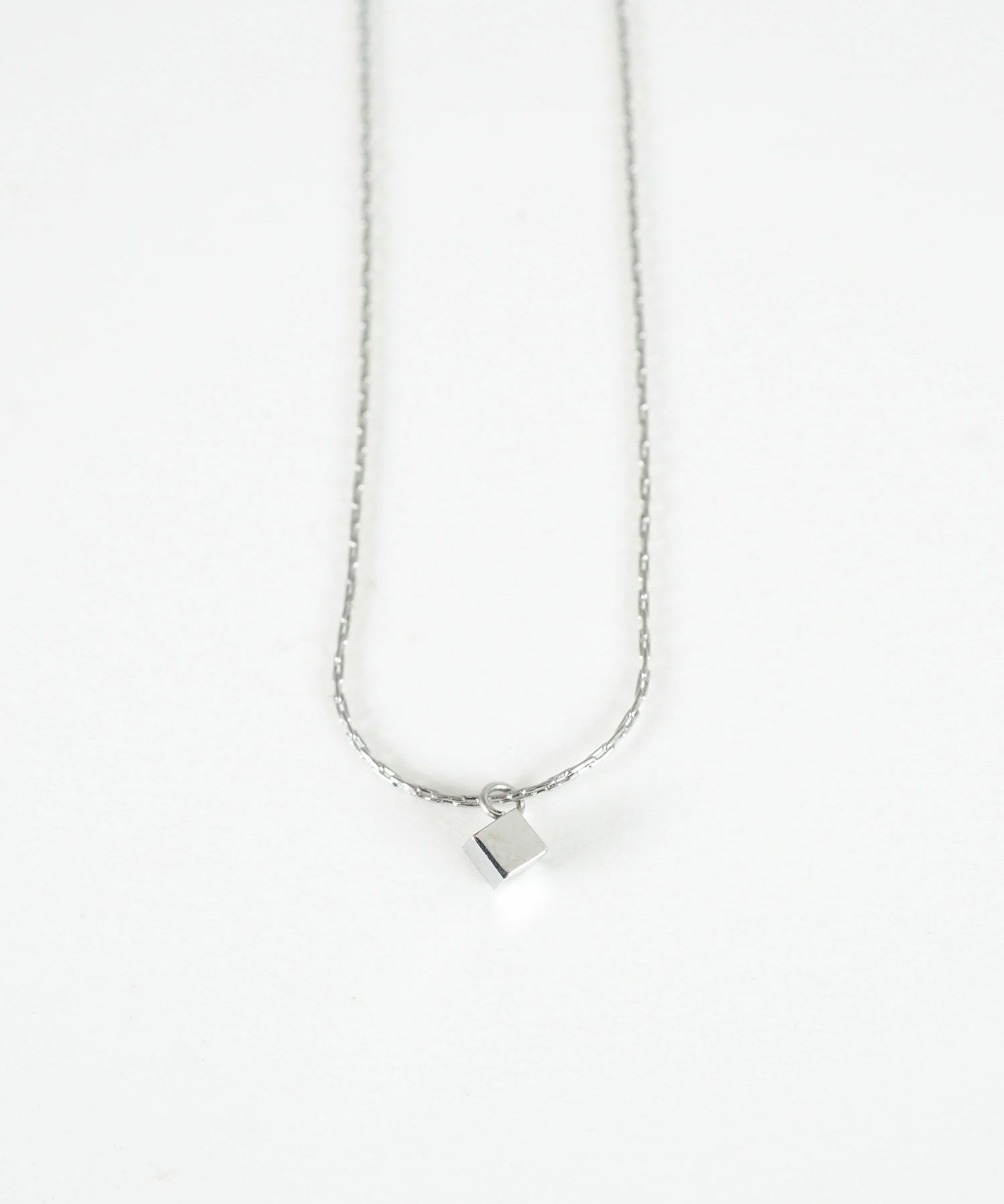 メタルキューブステンレスプチペンダント