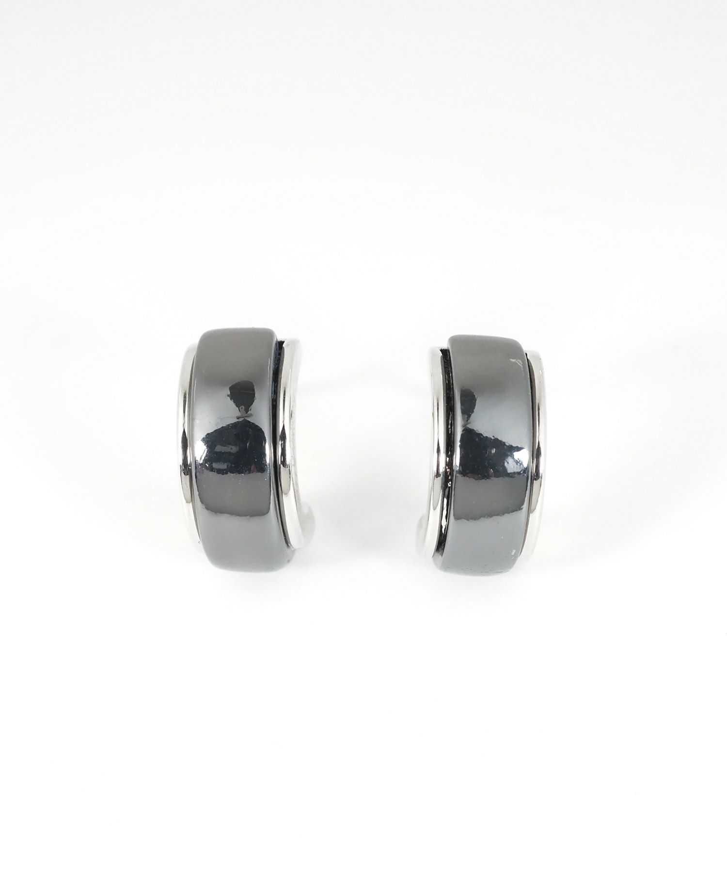 メタルラインチタンポストピアス