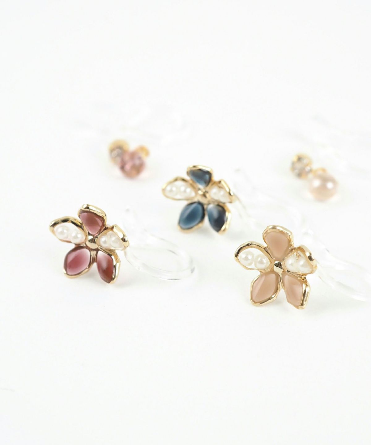 フラワーセット樹脂ノンホールイヤリング