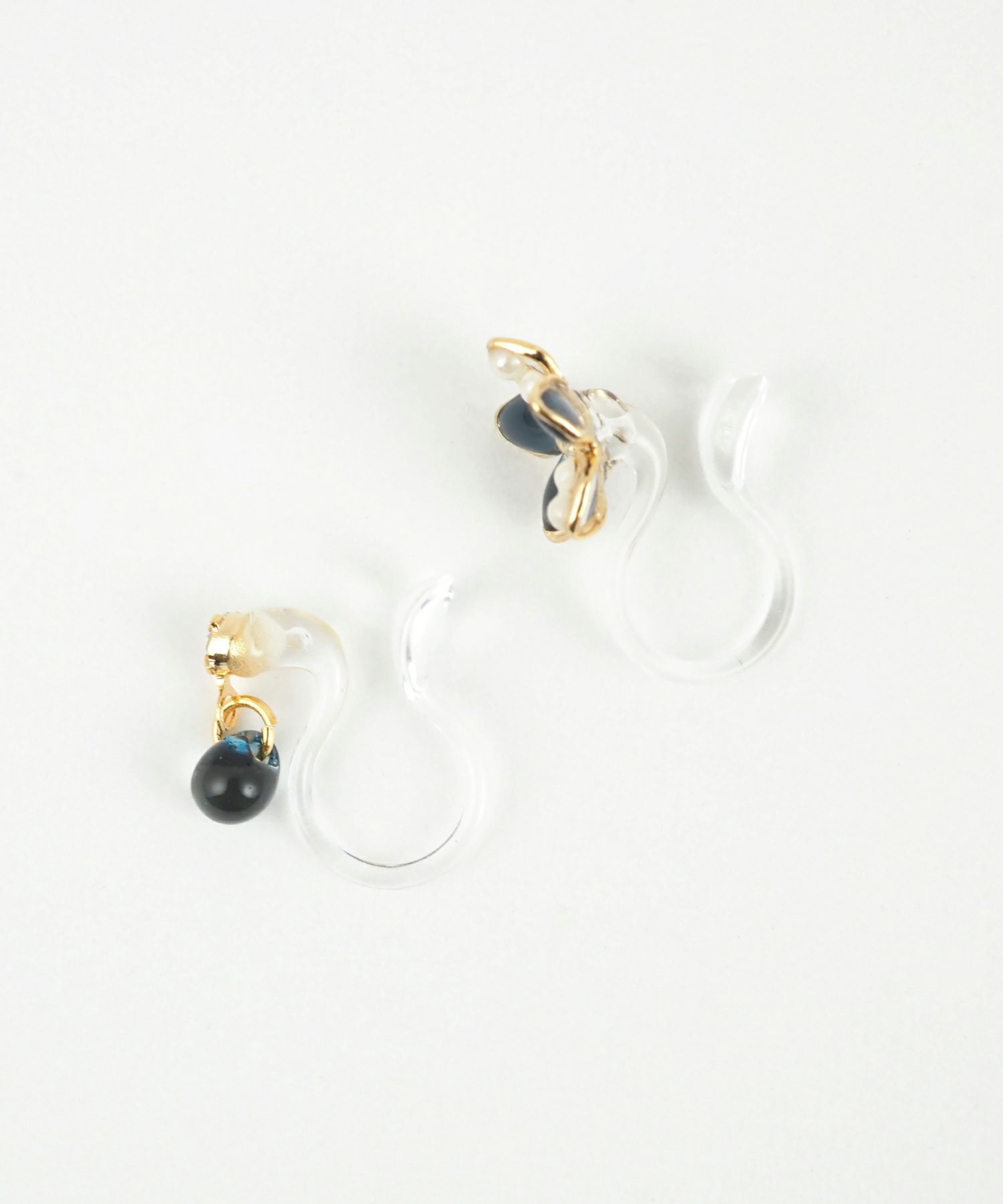 フラワーセット樹脂ノンホールイヤリング