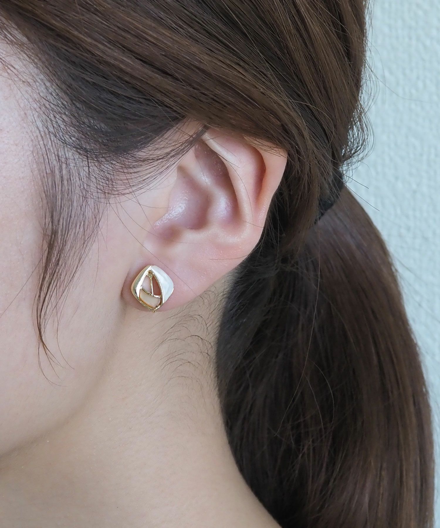 ニュアンスカラースクエアIMFスプリングイヤリング