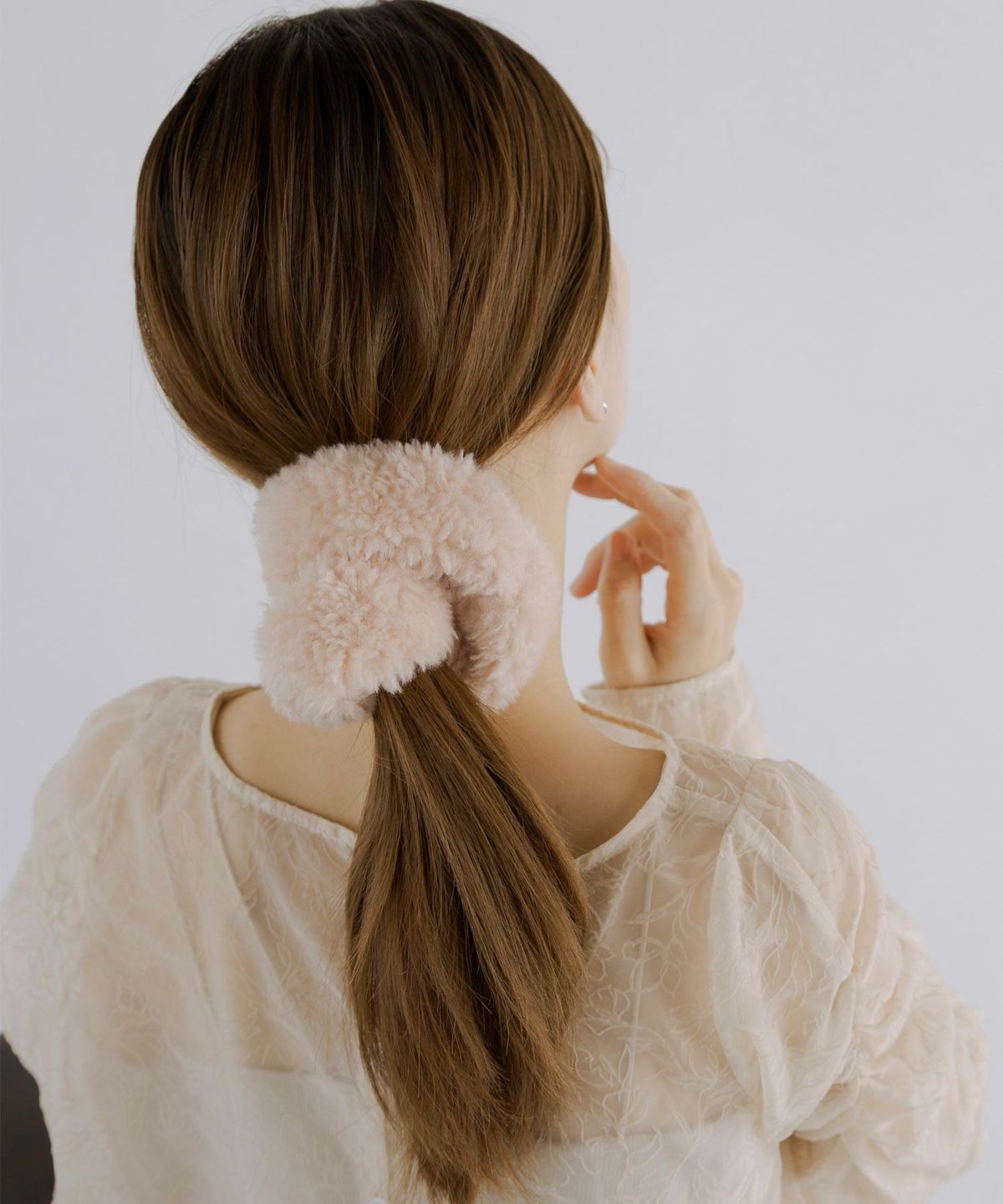 ニットボアビッグシュシュ