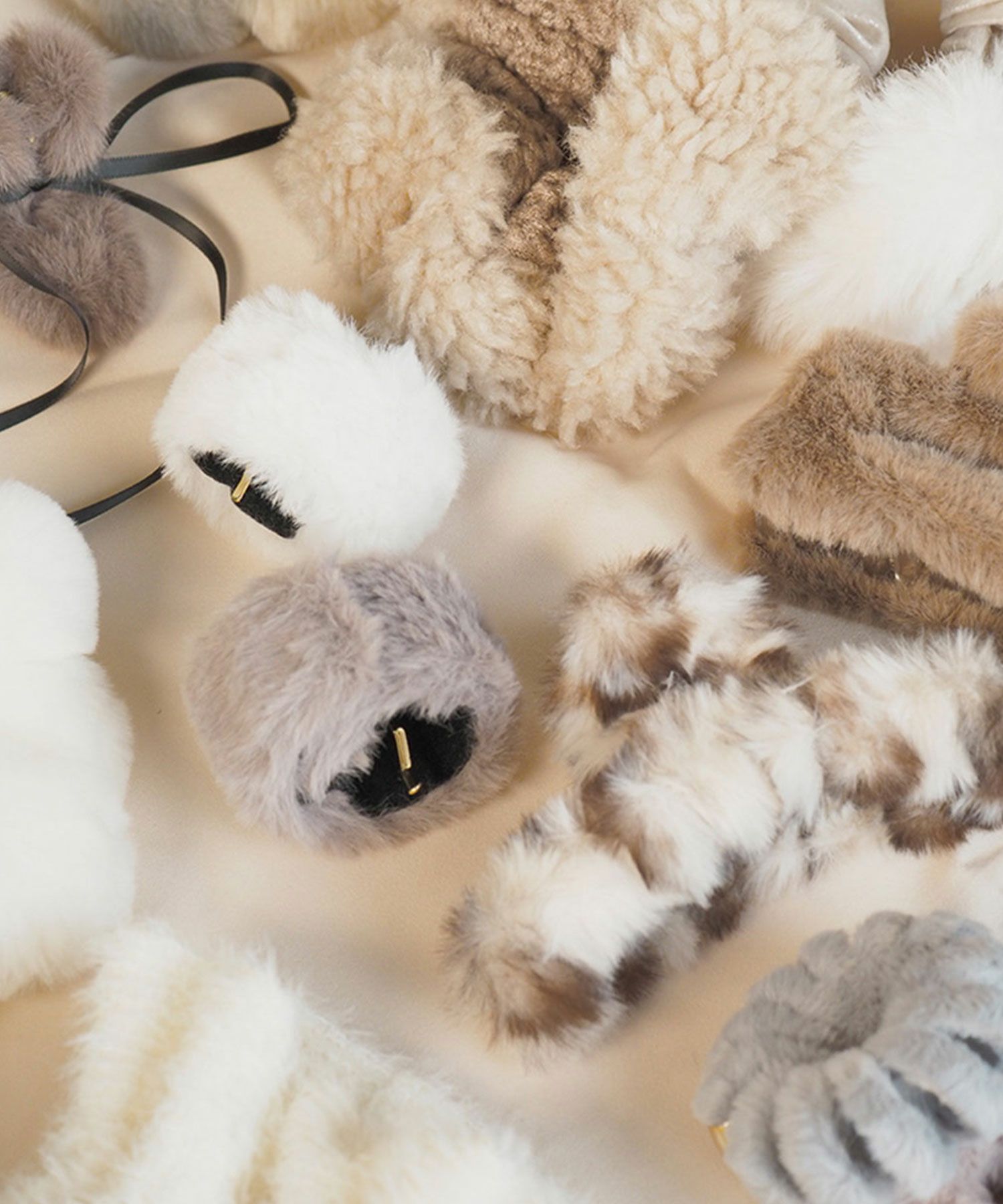 ニットボアビッグシュシュ