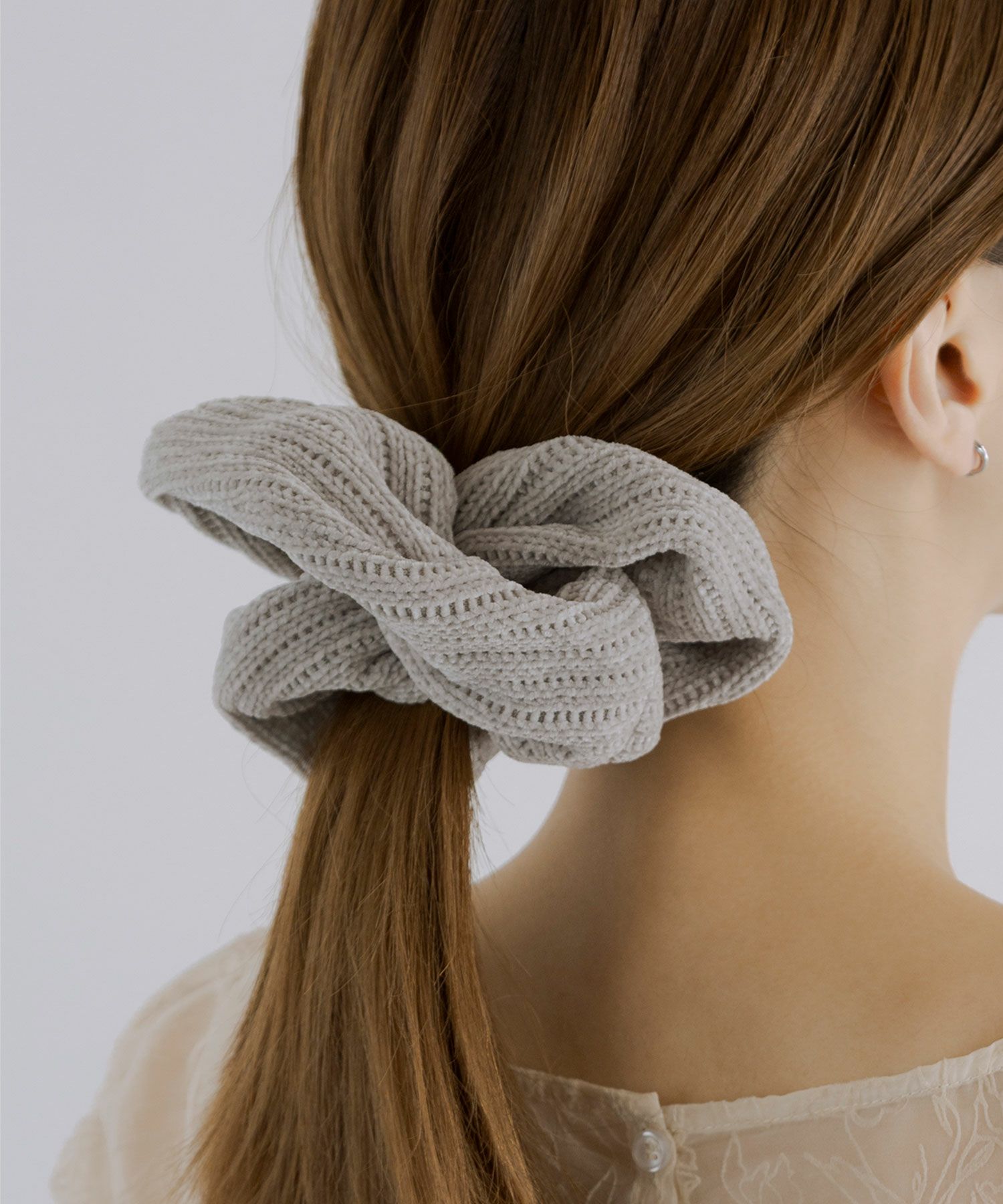 ナチュラルニットシュシュ