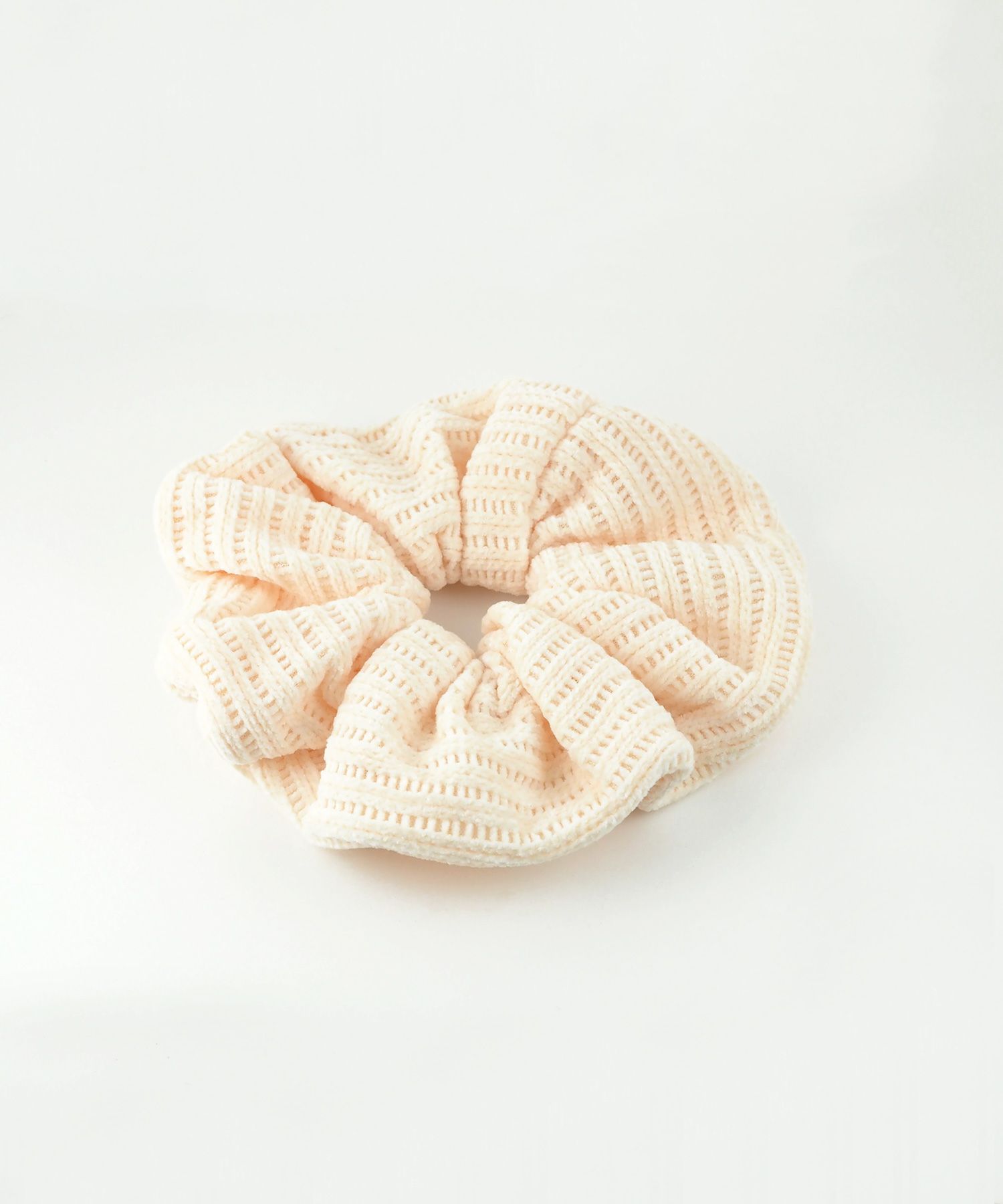 ナチュラルニットシュシュ