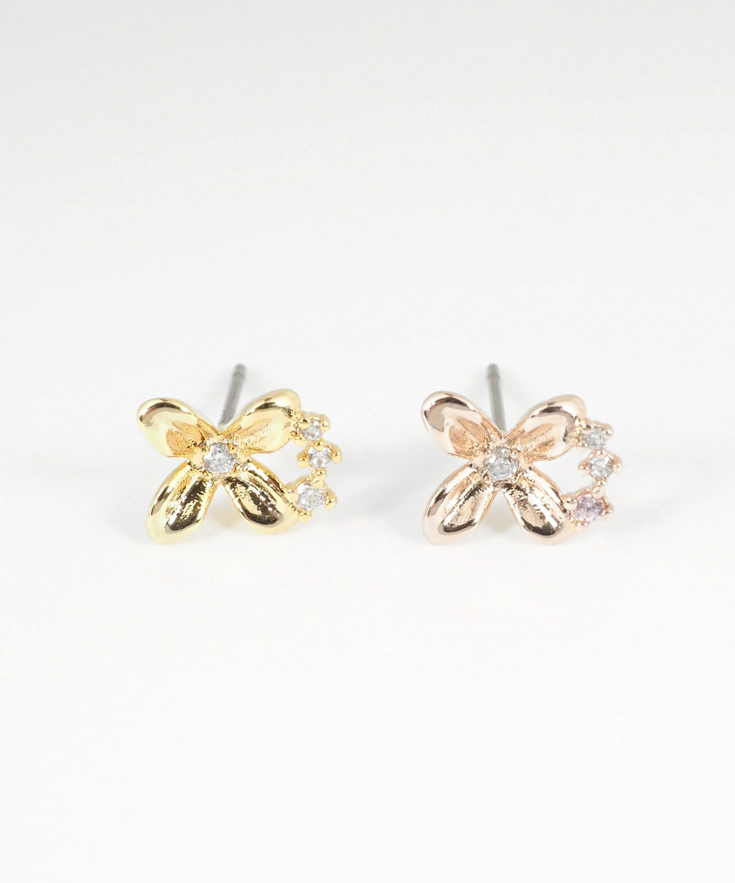 キンモクセイチタンポストピアス【MUK shady sophy】