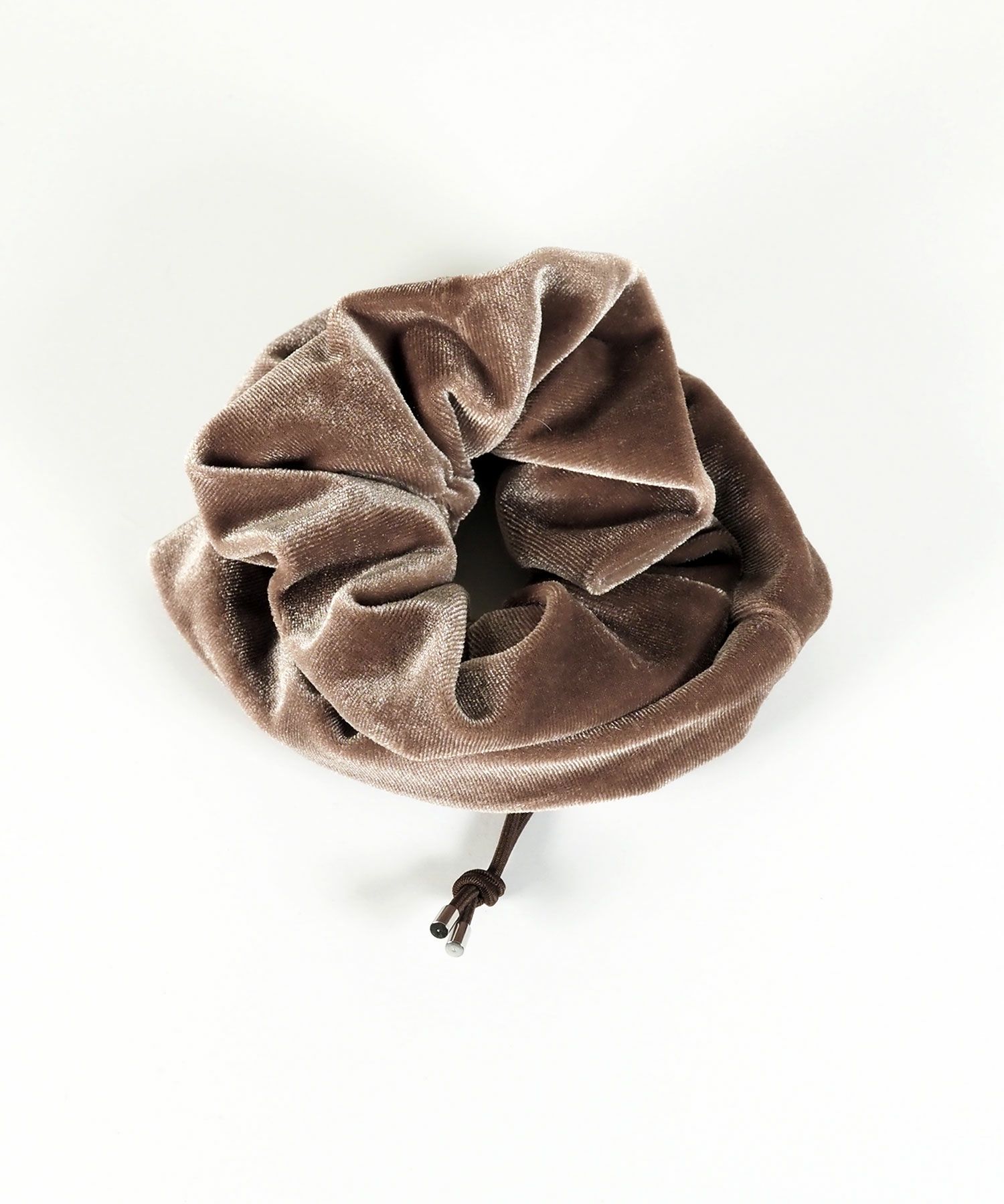 ベロアシュシュット