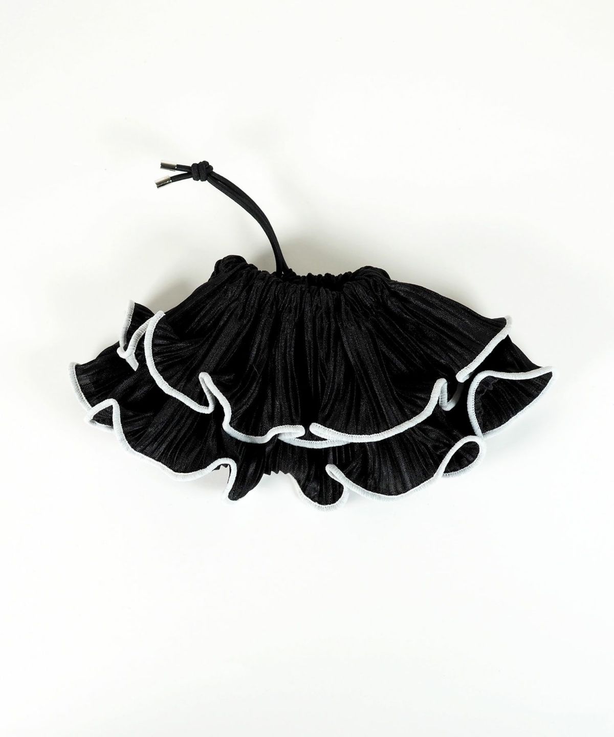 プリーツラインシュシュット