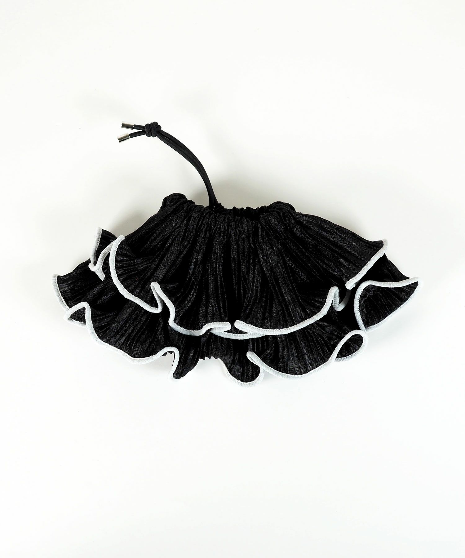 プリーツラインシュシュット