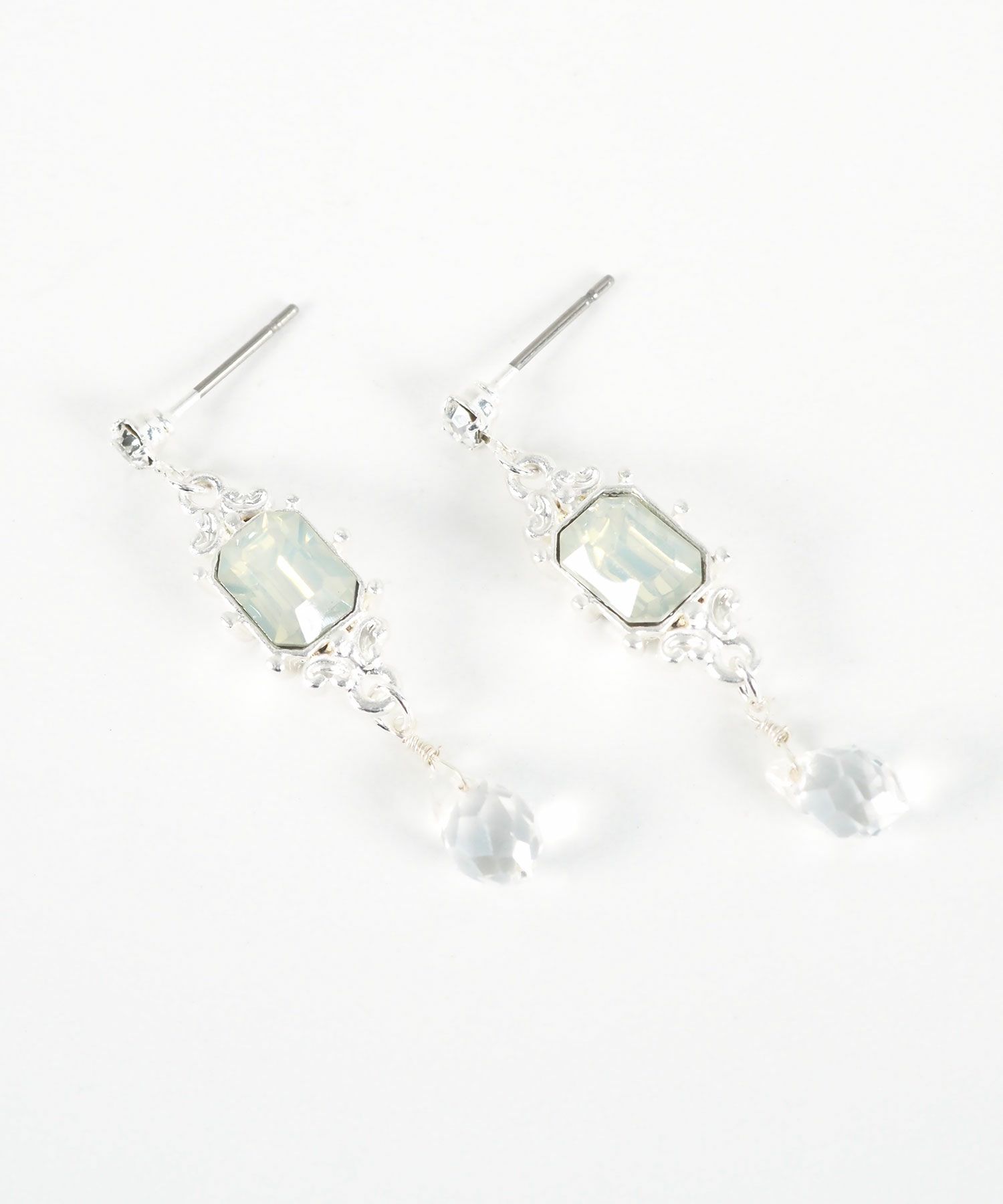 オーロラストーンピアス【Stella Aura】