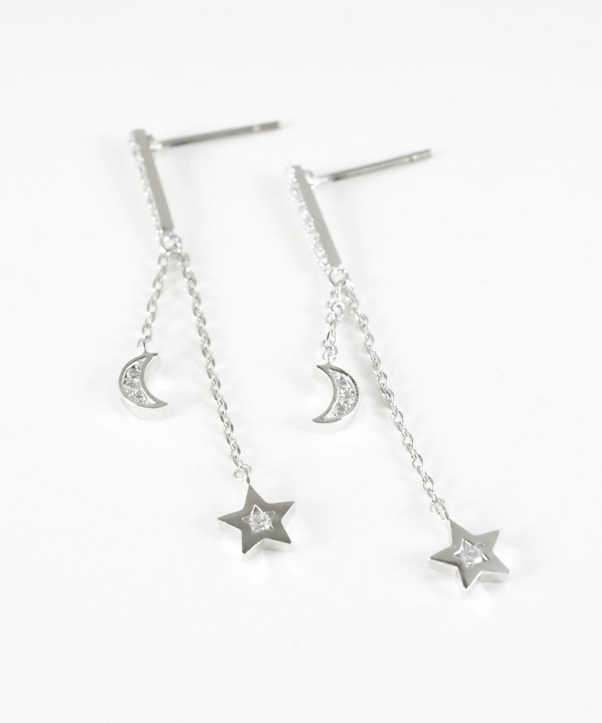 ムーンスターチェーンピアス【Stella Aura】