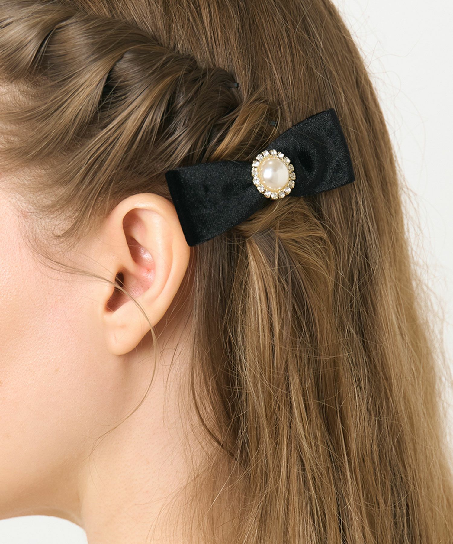 ビジューベロアリボンヘアクリップ
