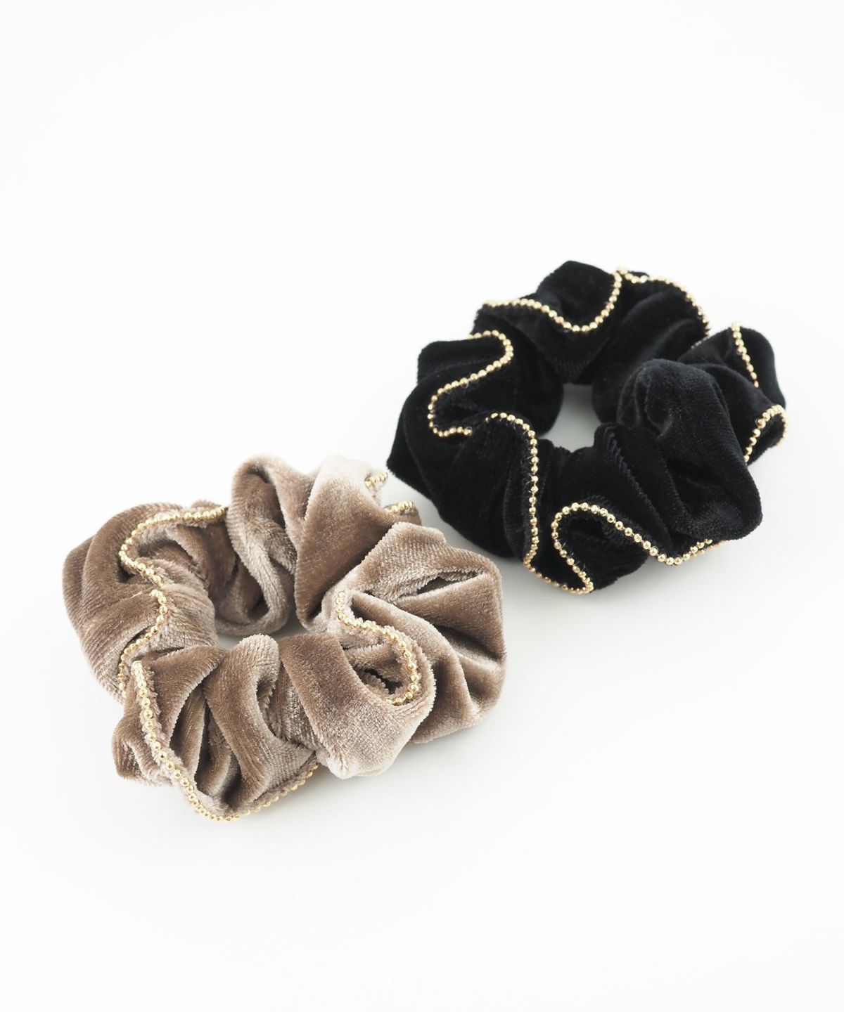 ベロアミニシュシュ