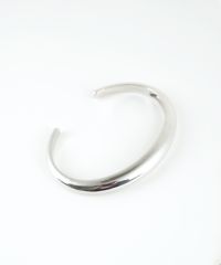 プランププレーンバングル