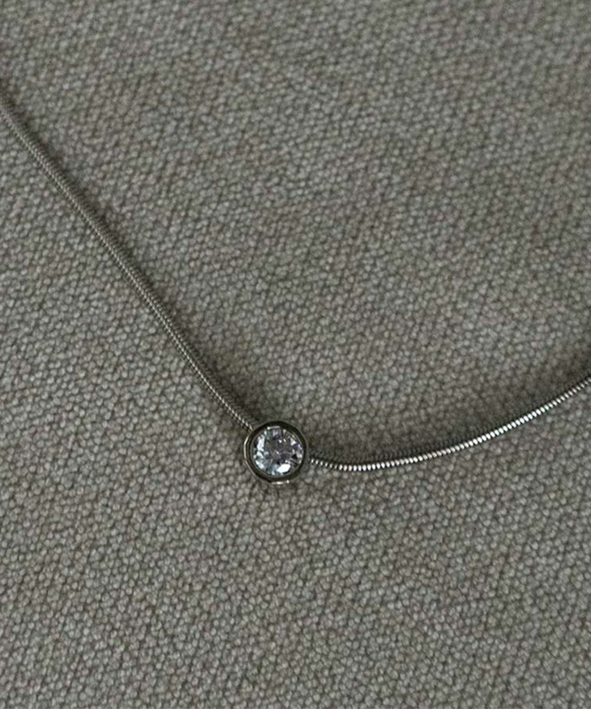 ジルコニアポイントスネークネックレス