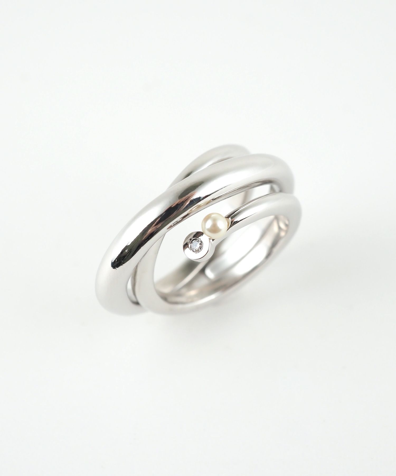 シェルパールジルコニアメタルボリュームリング