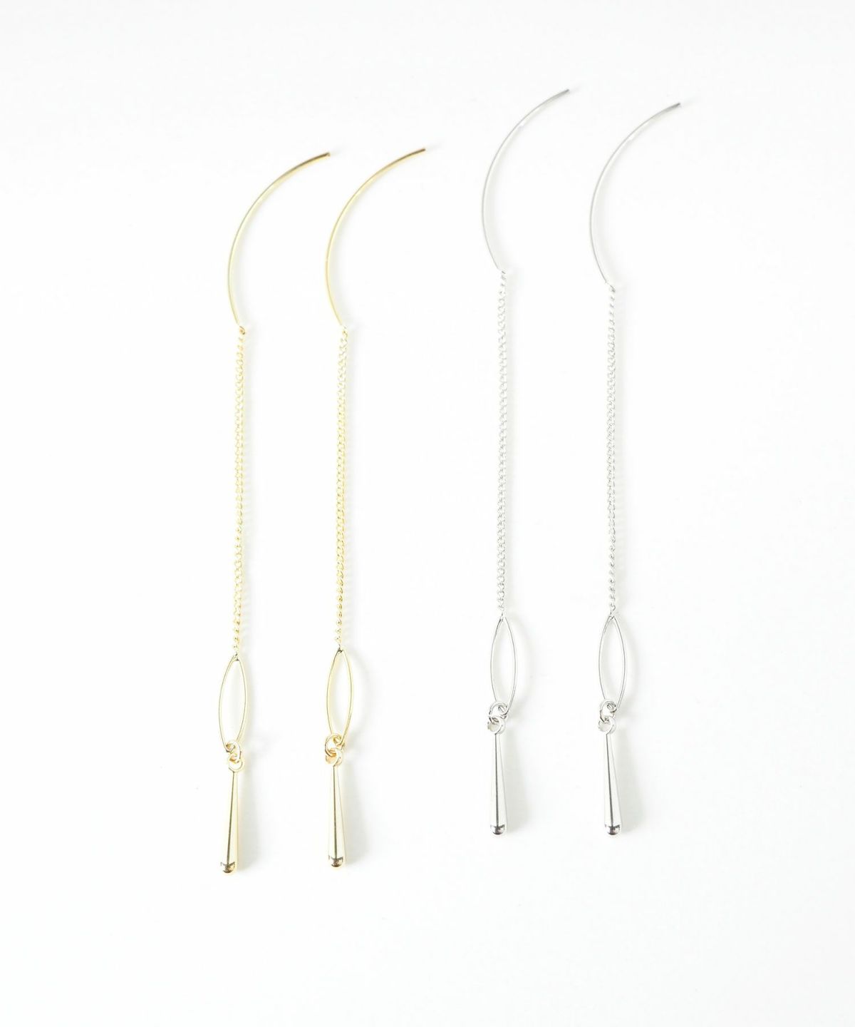 オーバルフレーム＆メタルドロップアメリカンピアス