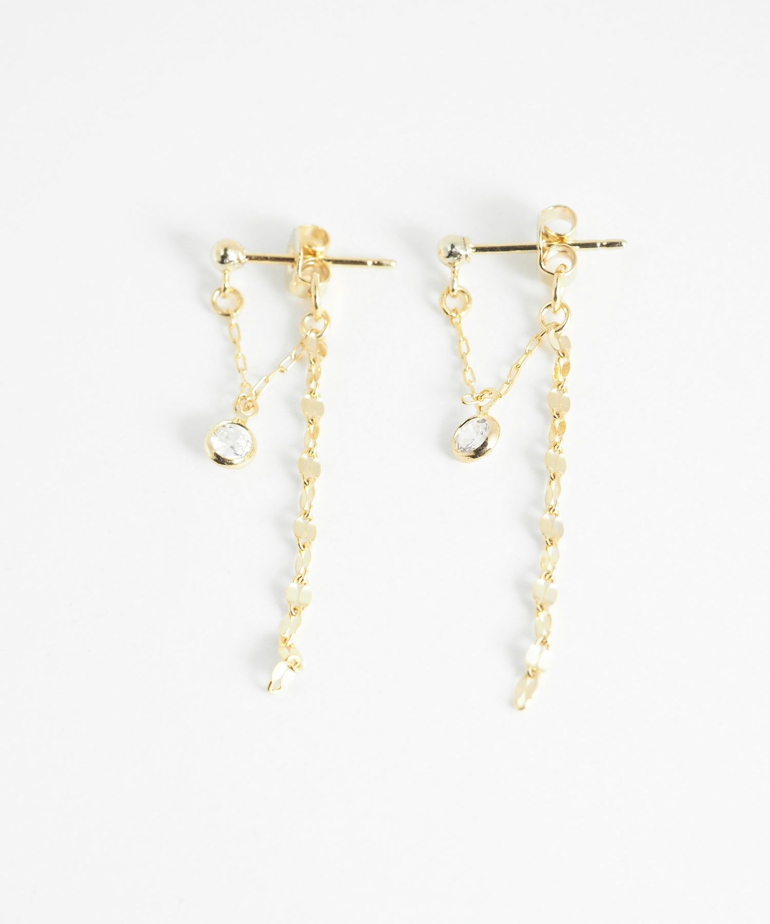 ビジュー＆ペタルチェーンバックキャッチピアス