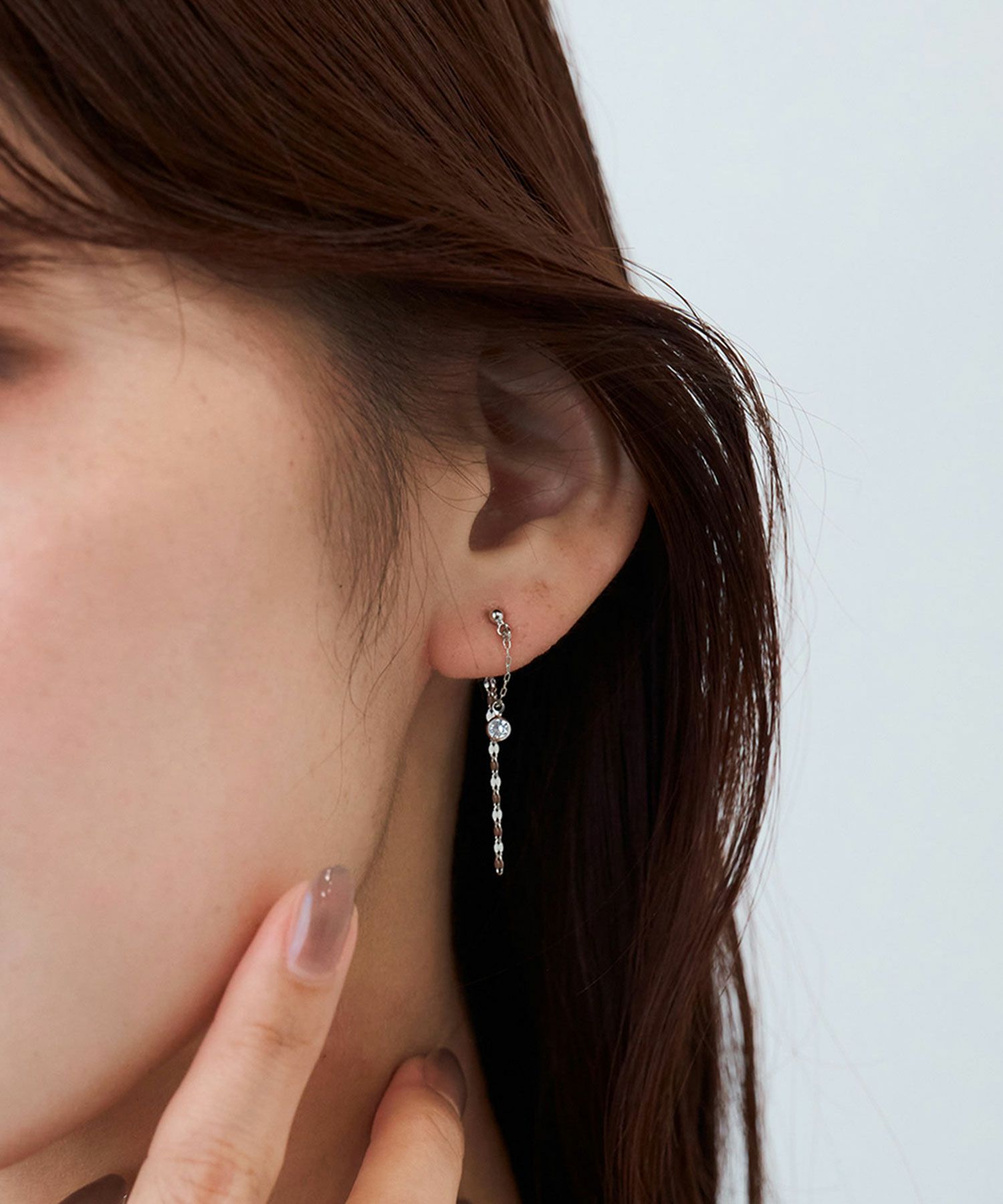 ビジュー＆ペタルチェーンバックキャッチピアス