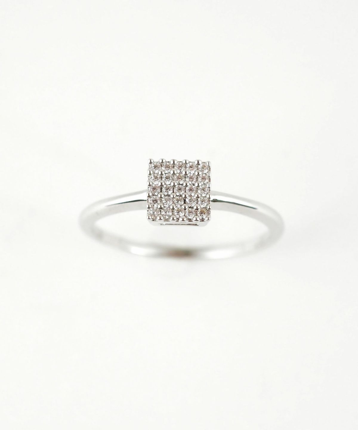 スクエアキュービックジルコニアリング