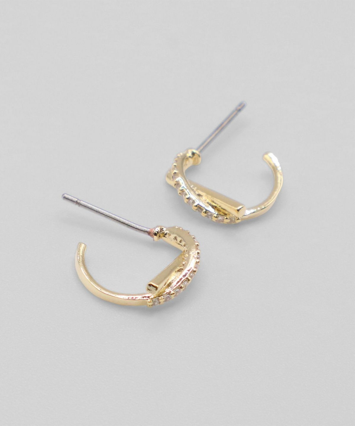 クロスラインフープチタンポストピアス