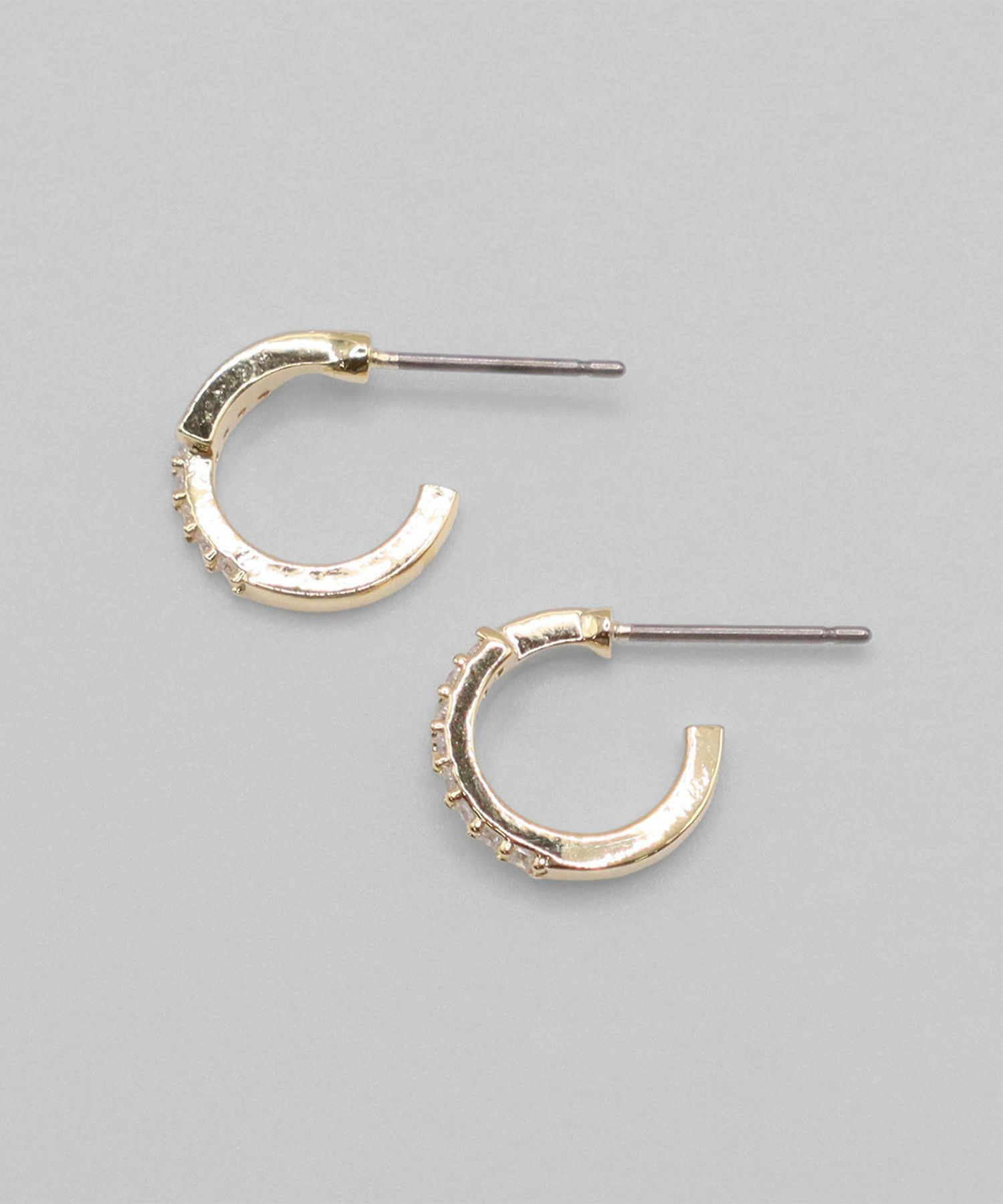 ストーンラインフープチタンポストピアス