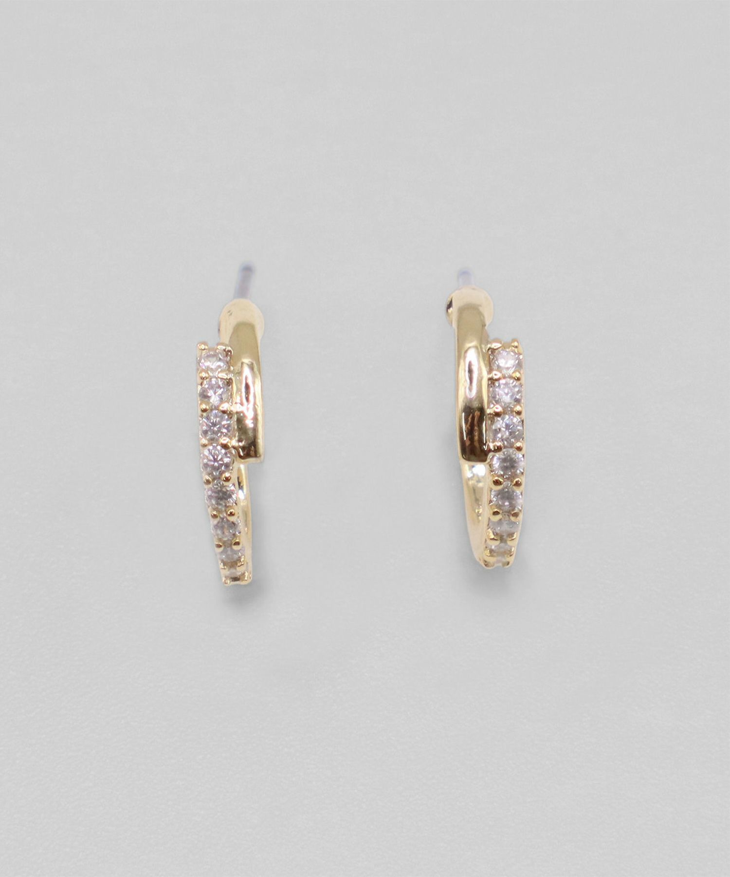 ストーンラインフープチタンポストピアス