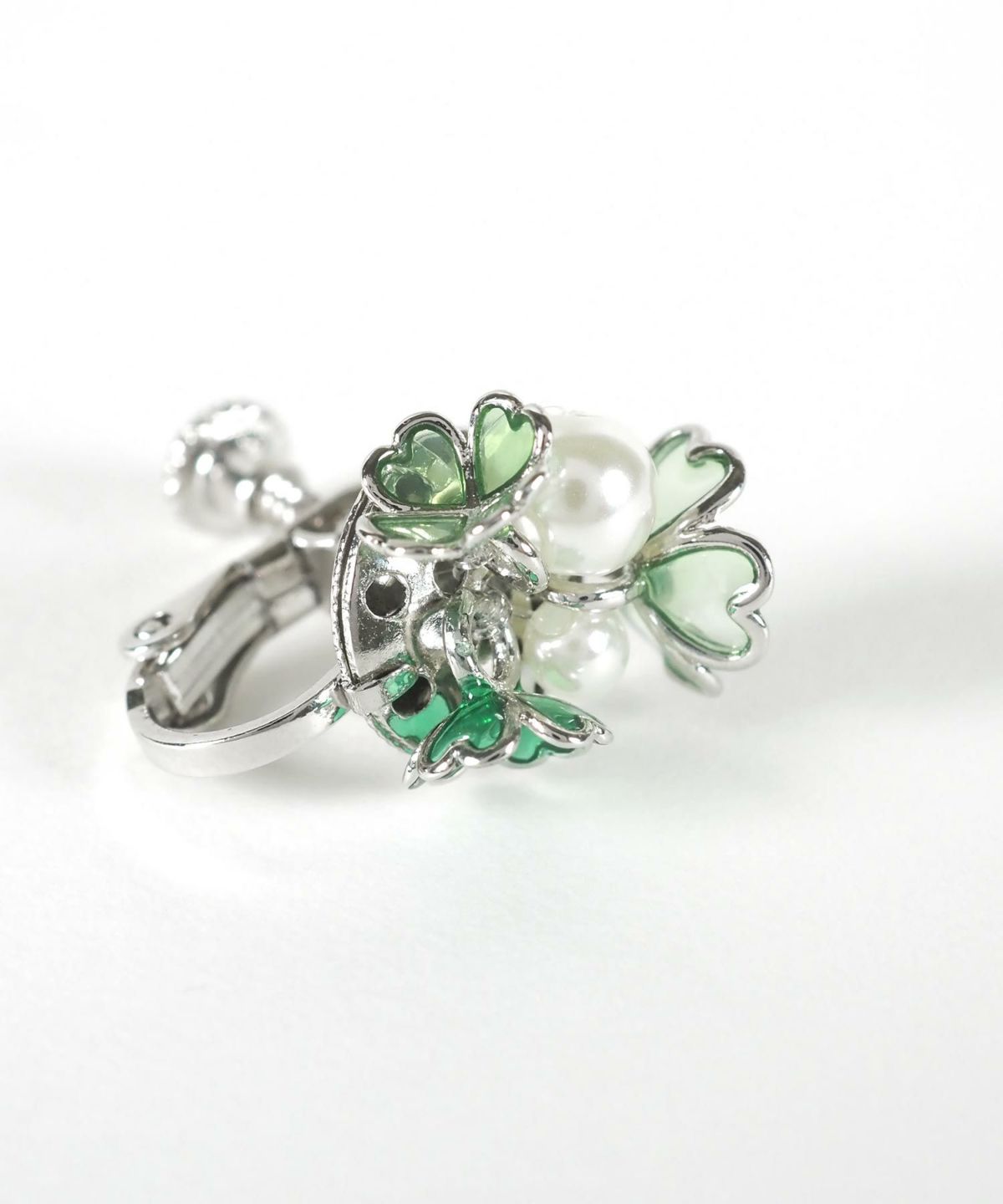 クローバーブーケイヤリング