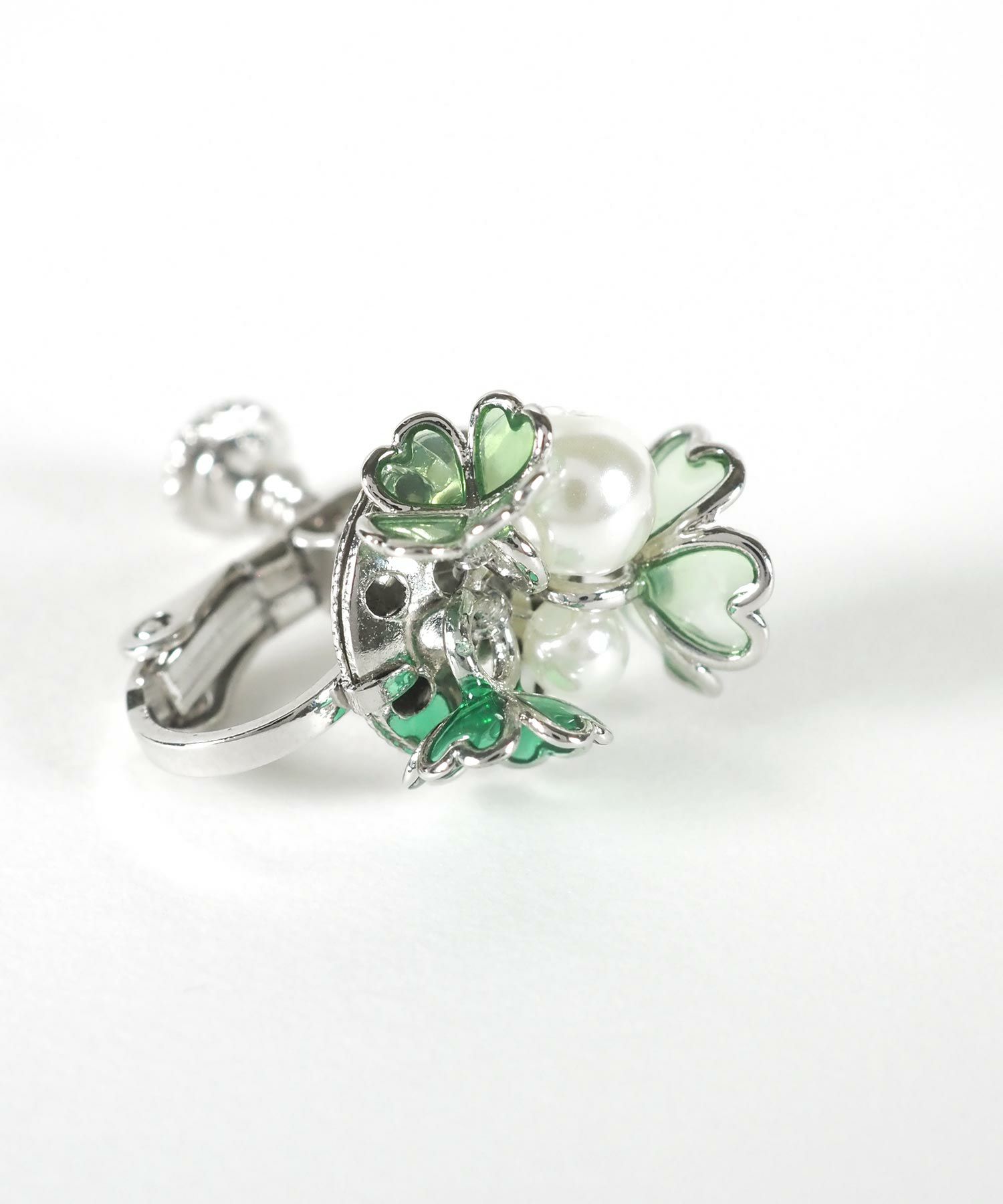 クローバーブーケイヤリング