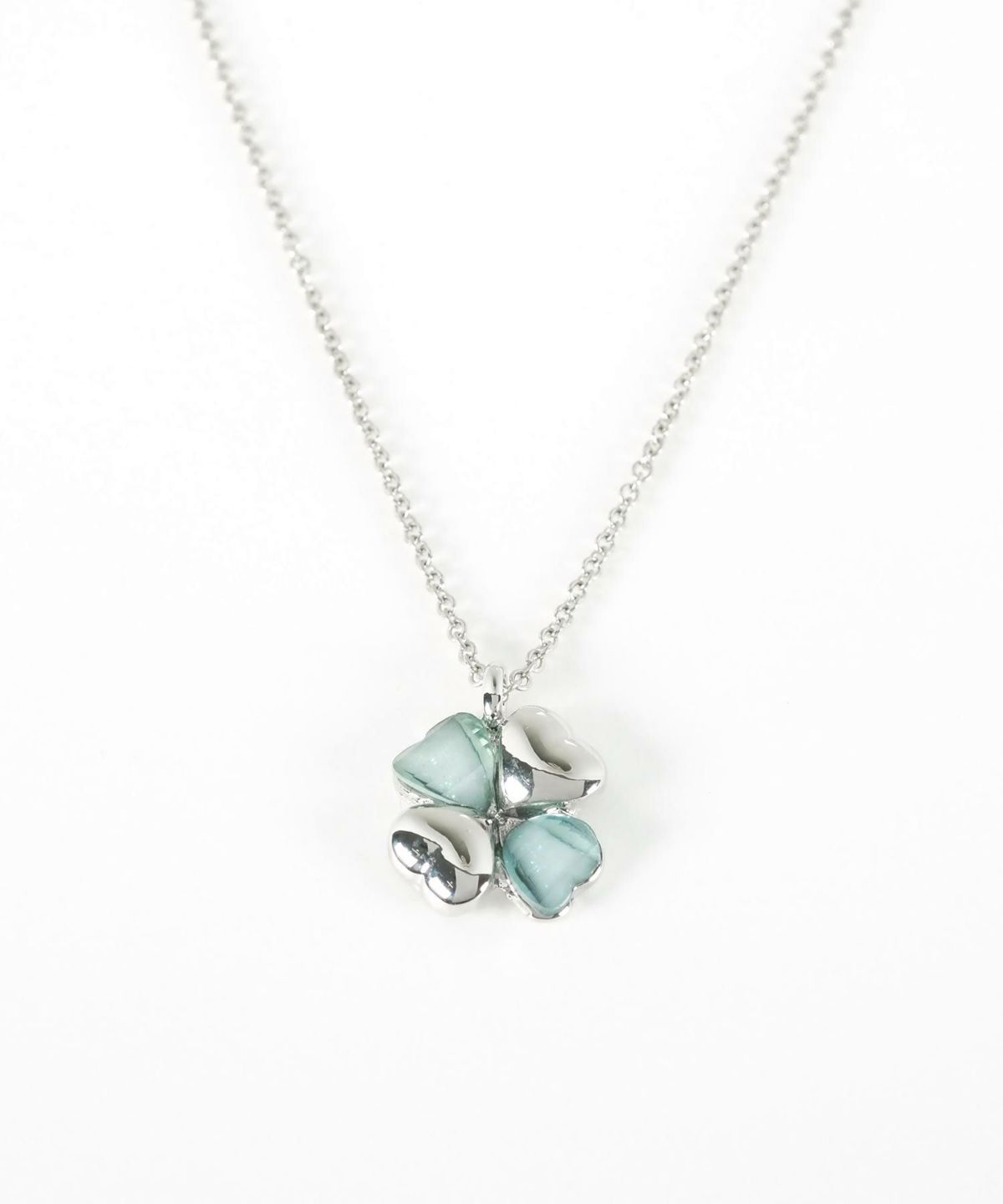 メタルクローバーペンダント