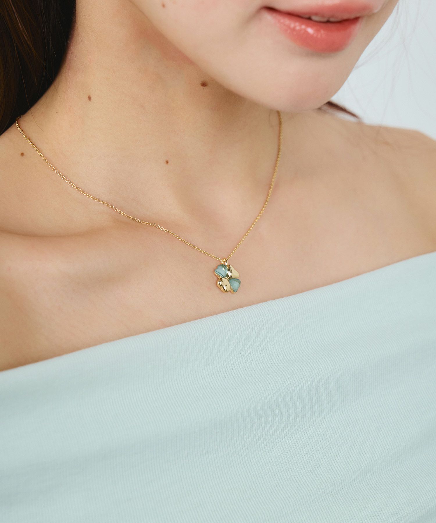 メタルクローバーペンダント