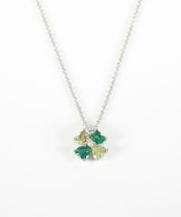 クローバービジューペンダント