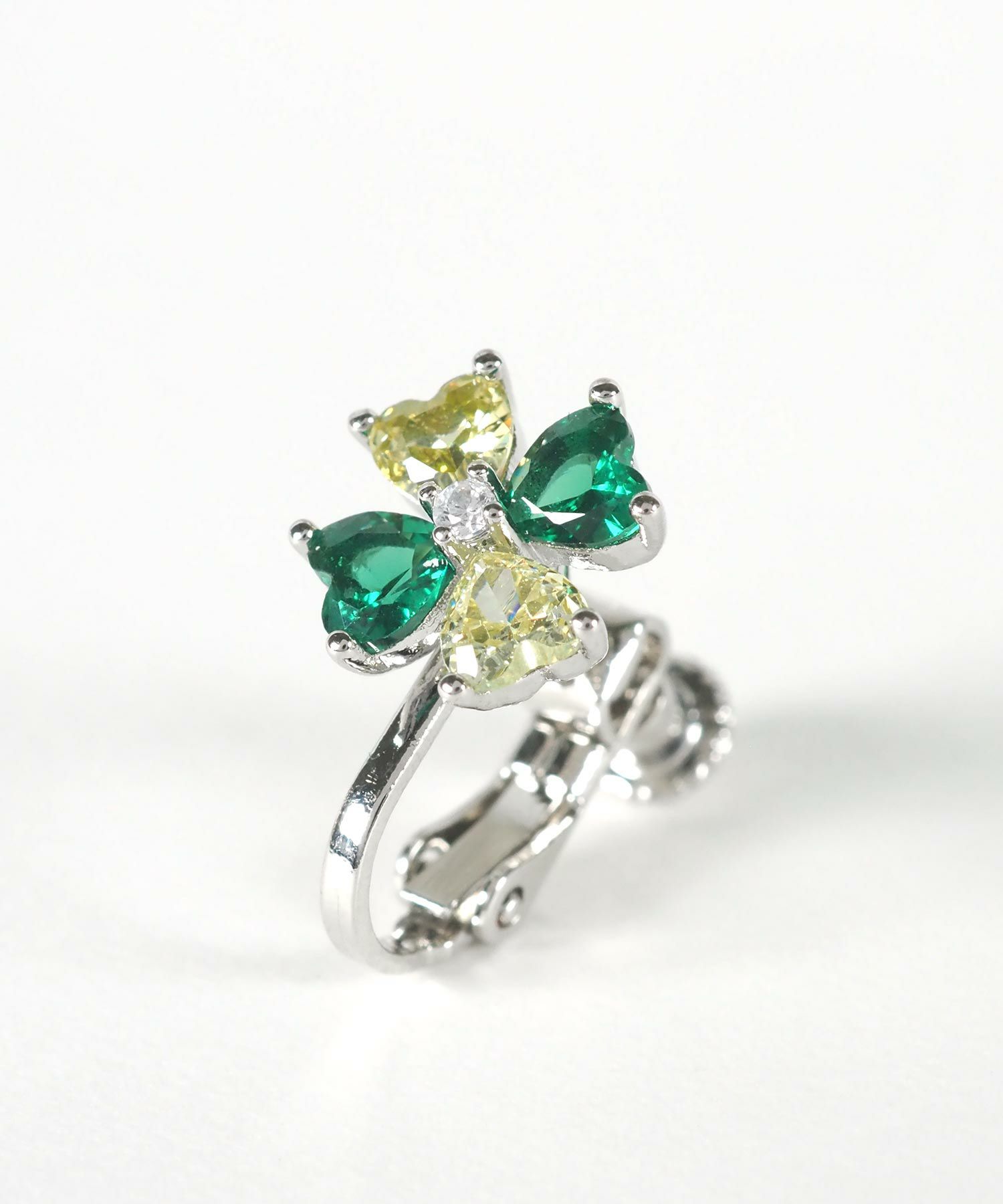 クローバービジューイヤリング