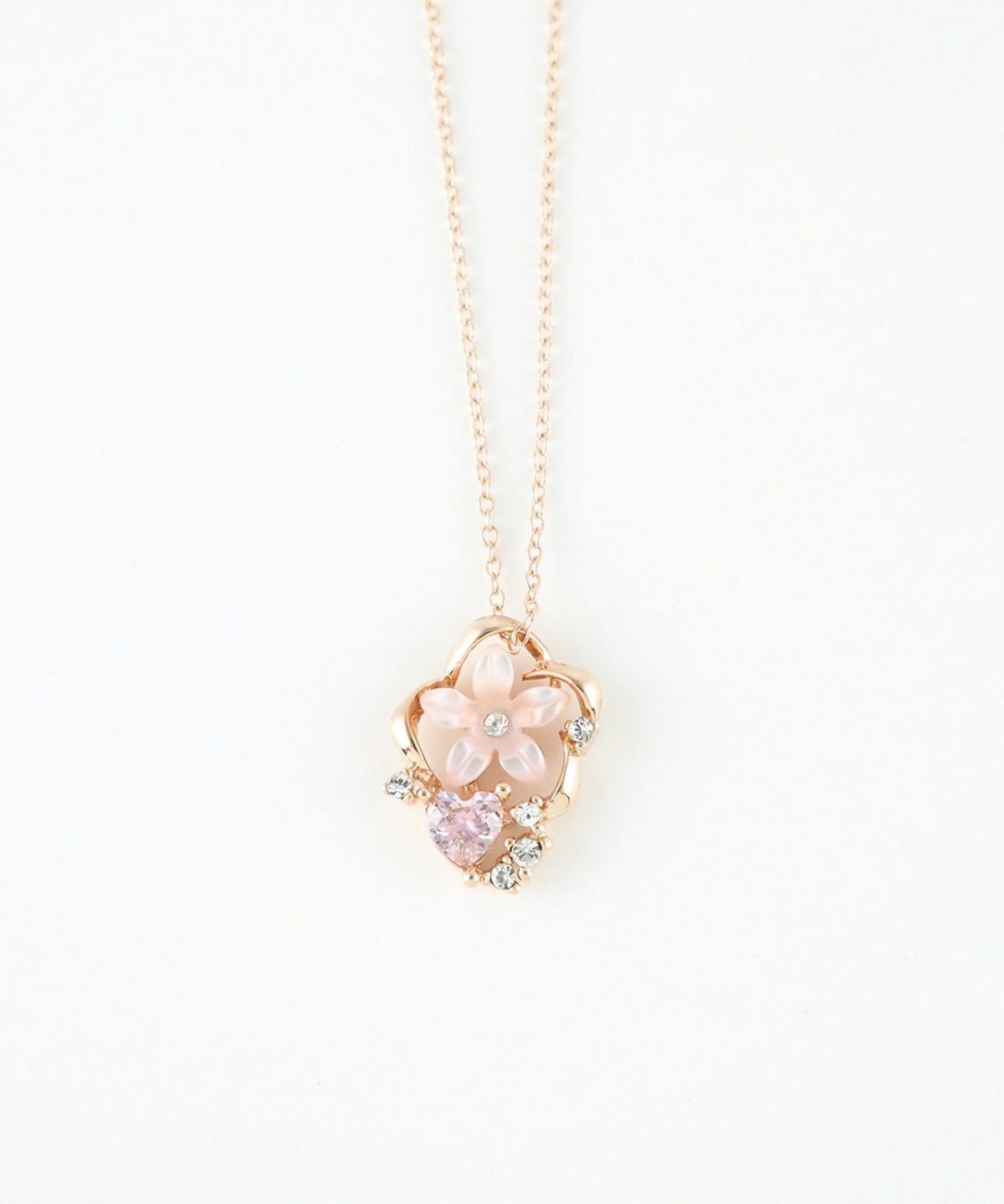 ピンク蝶貝フラワーハートニュアンスネックレス