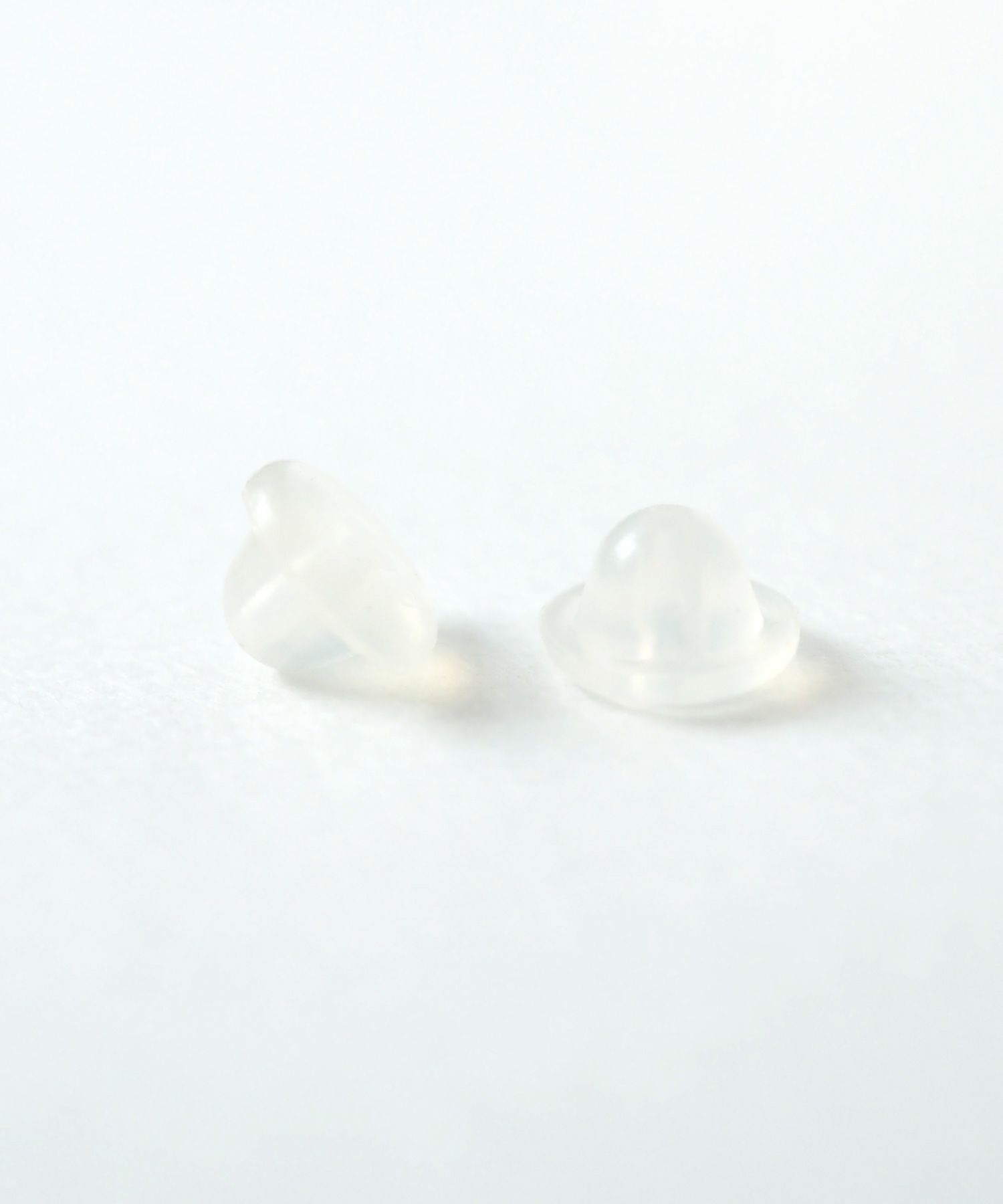 ミニメタルボール樹脂コーティングポストピアス【ISS】