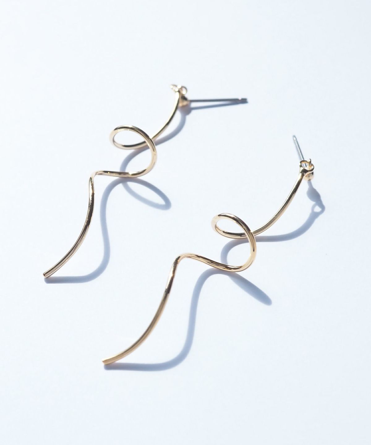 ニュアンスラインピュアチタンポストピアス【ISS】