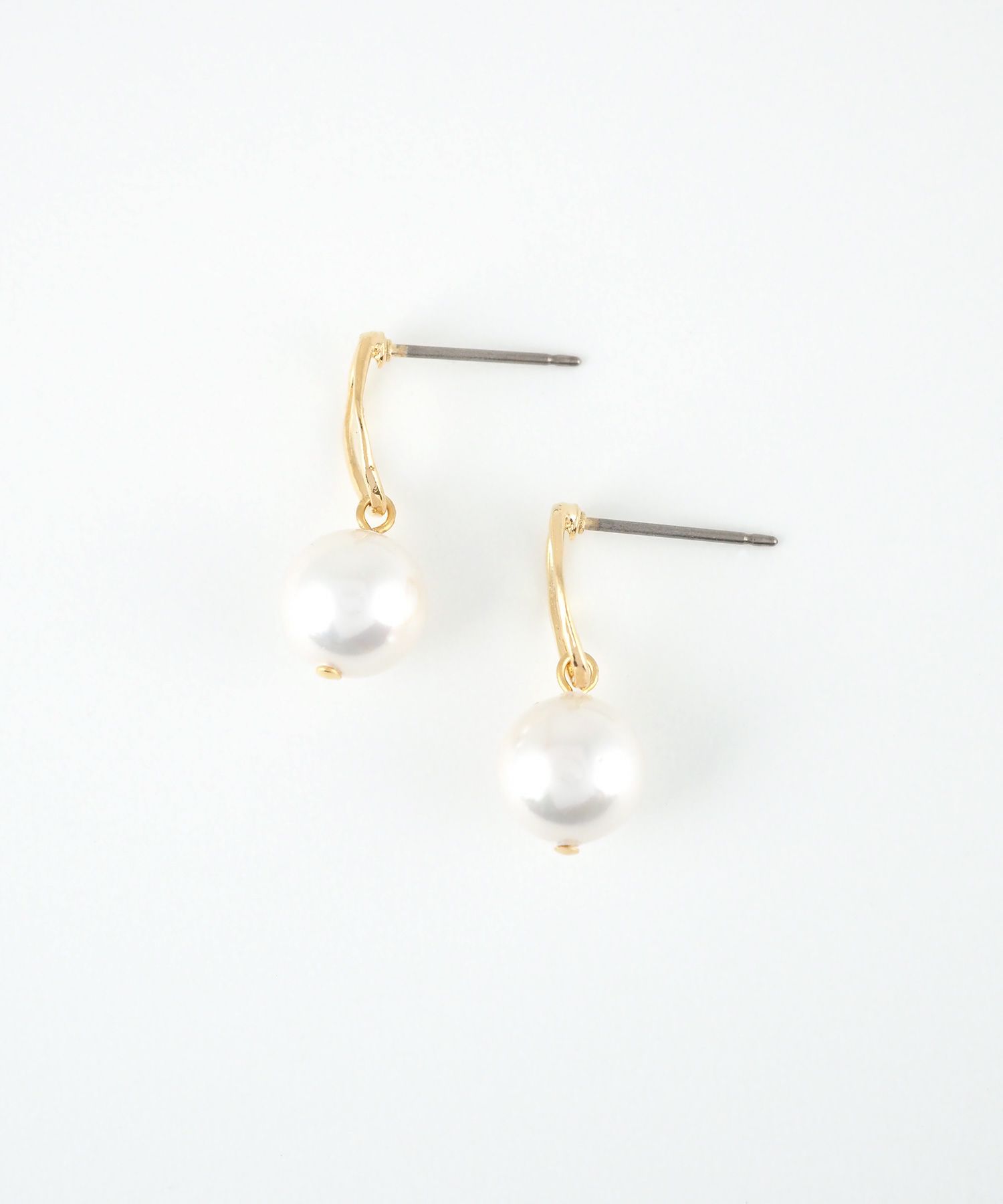 オーバルメタルラインパールピュアチタンポストピアス【ISS】