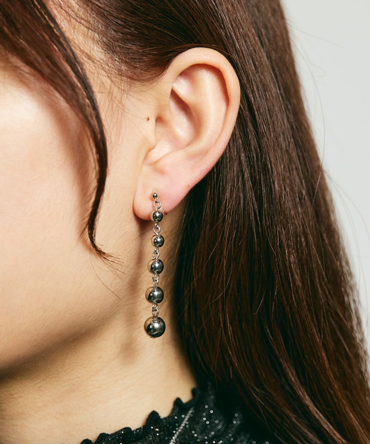 メタルボールロング樹脂ノンホールイヤリング【ISS】