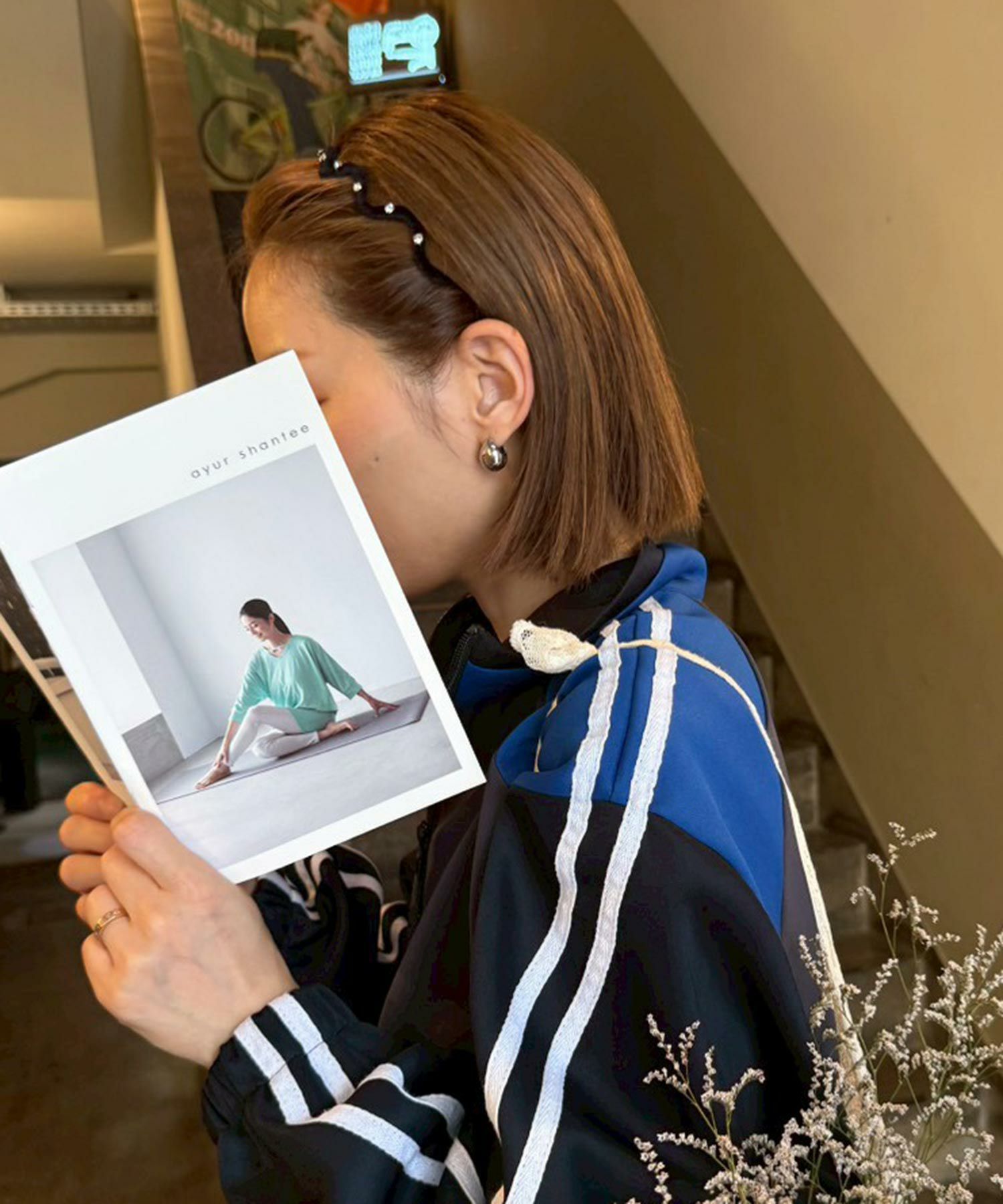 ストーン付きウェーブベロアカチューシャ【Grace】