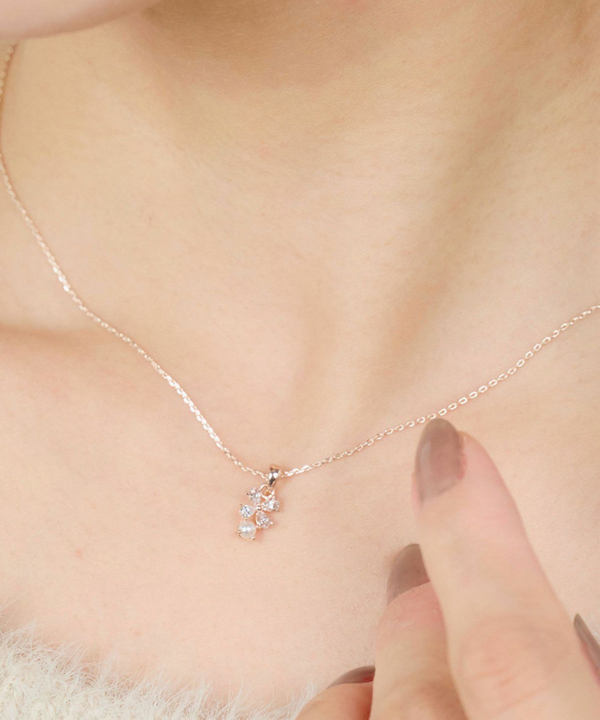 キュービッククローバーパールネックレス