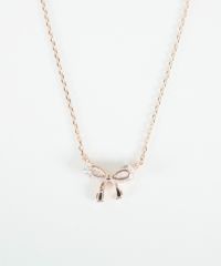 キュービックメタリックリボンネックレス